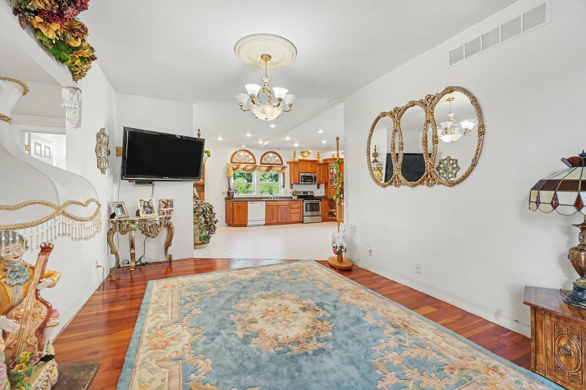 26600 Mintdale Road Property Photo 4