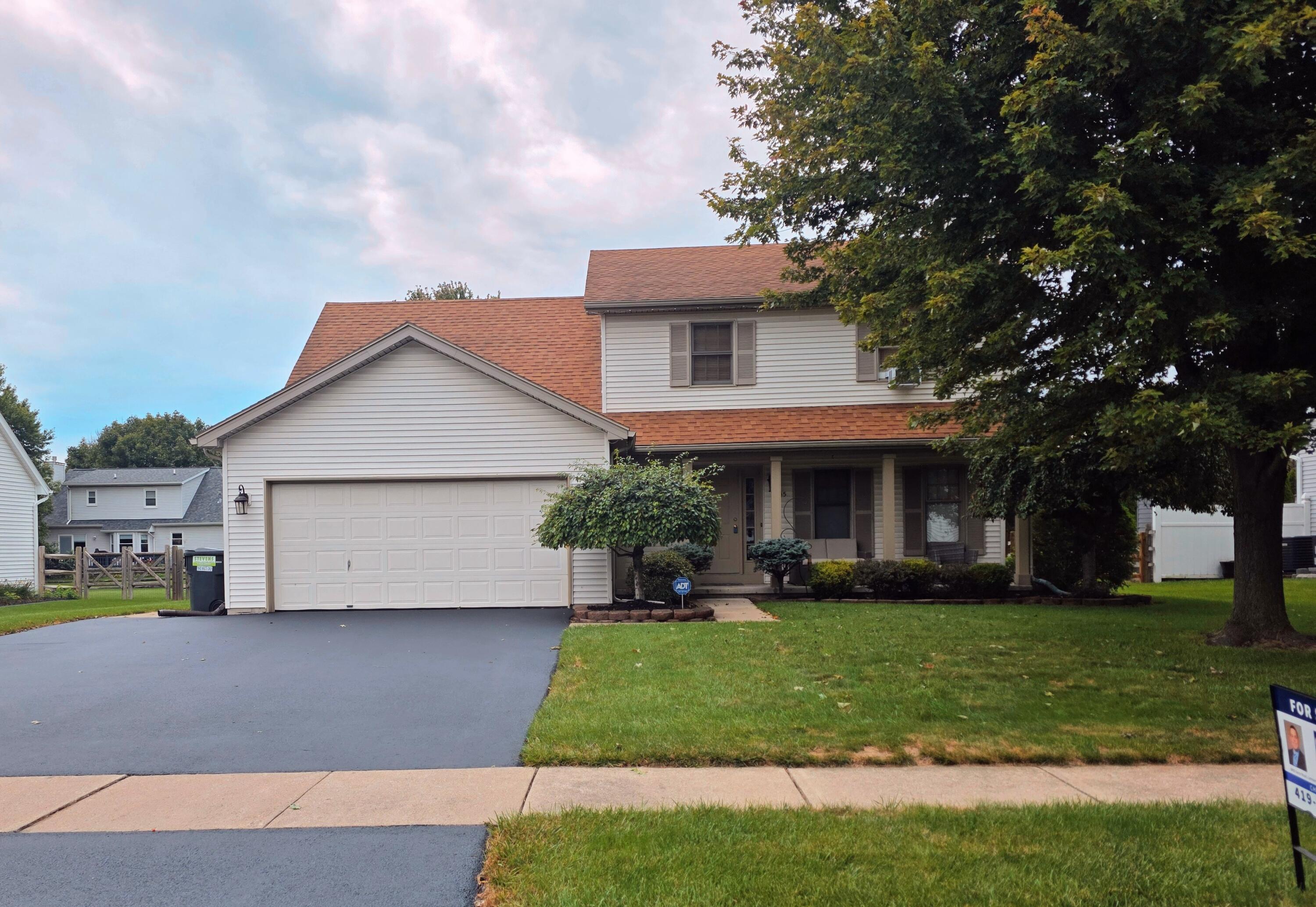 7345 Apple Grove Lane Property Photo 1