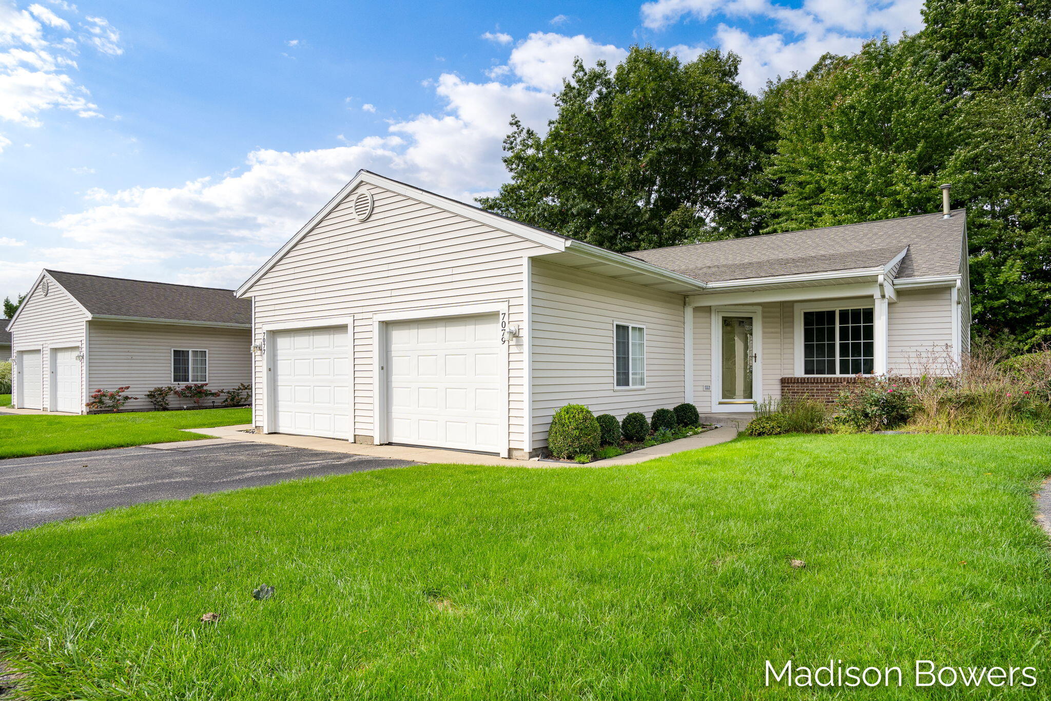 7079 W Cannon Place Drive Ne Property Photo 1