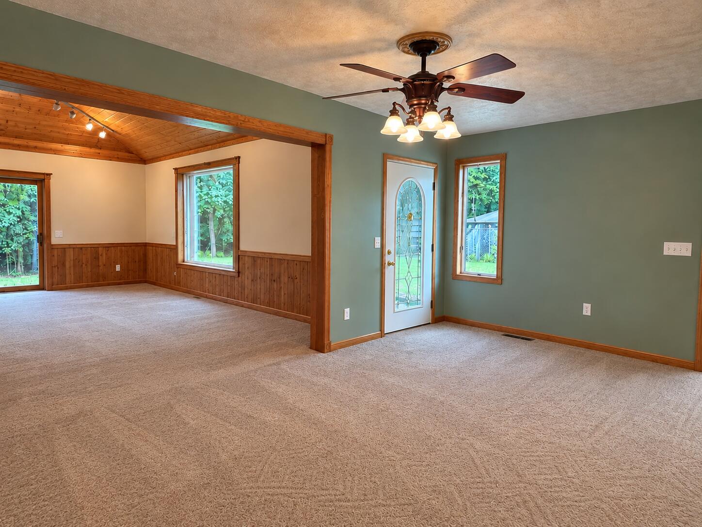 2922 Beebe Road Property Photo 13