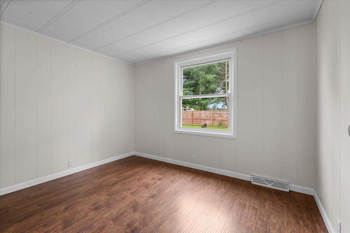 4782 2 Mile Road Property Photo 16