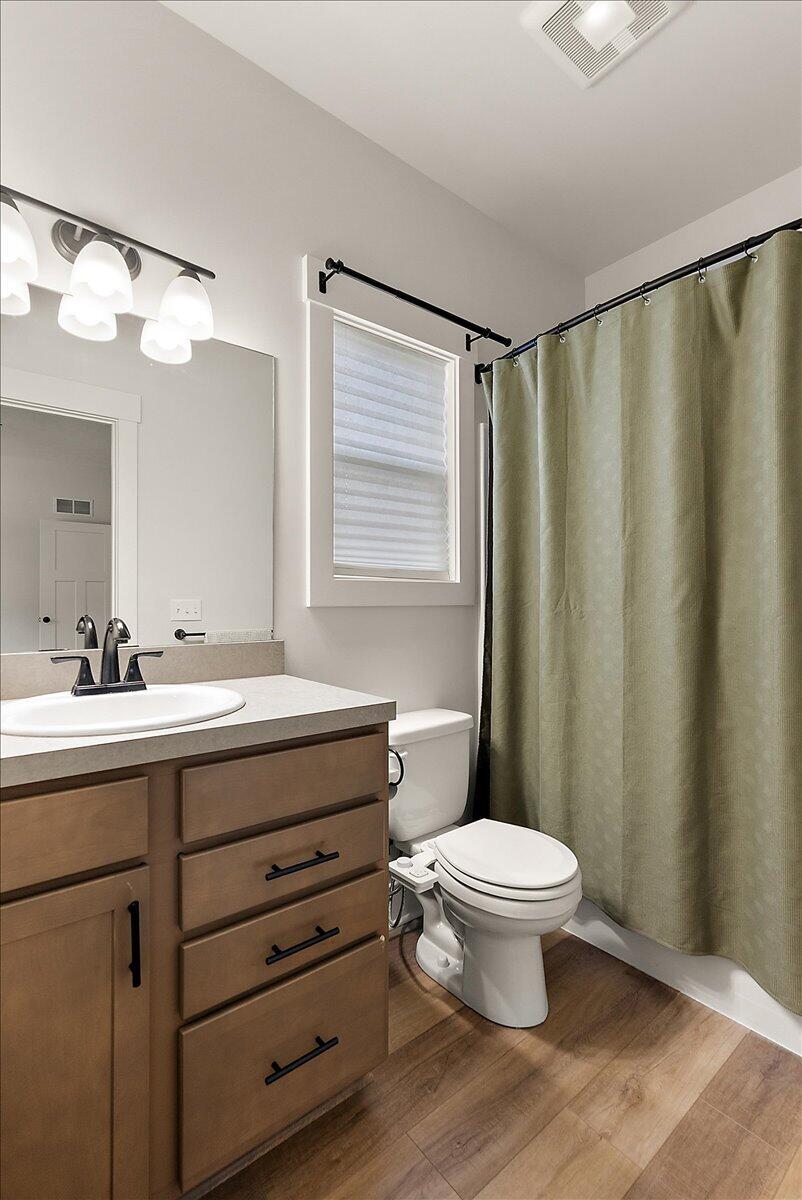 10765 Lance Avenue Property Photo 24