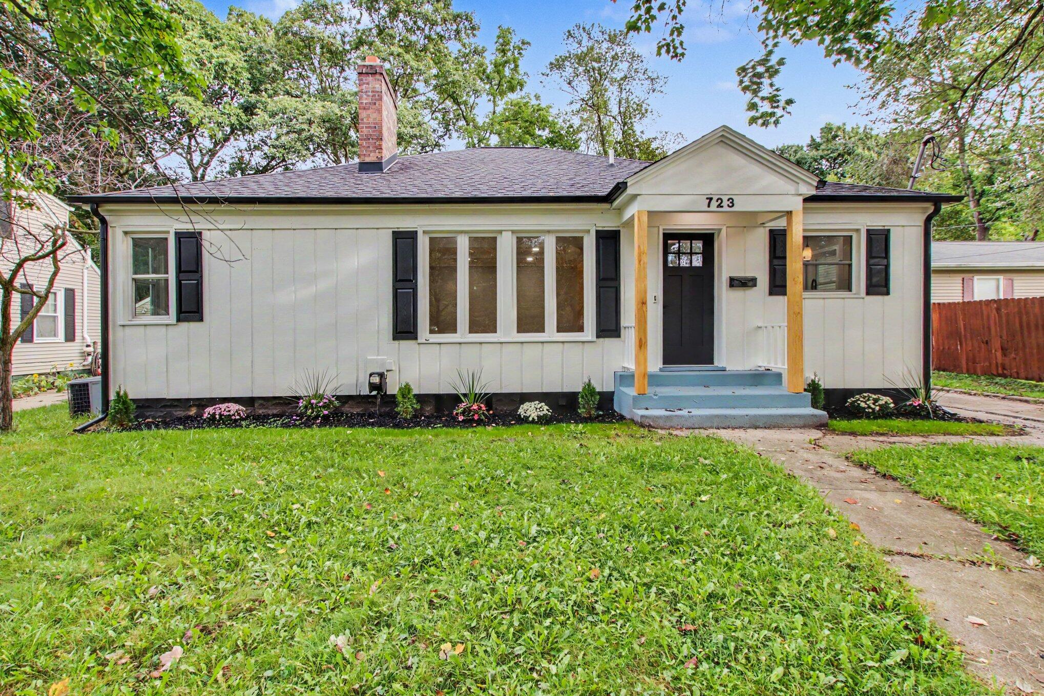 723 Parchmount Avenue Property Photo 1