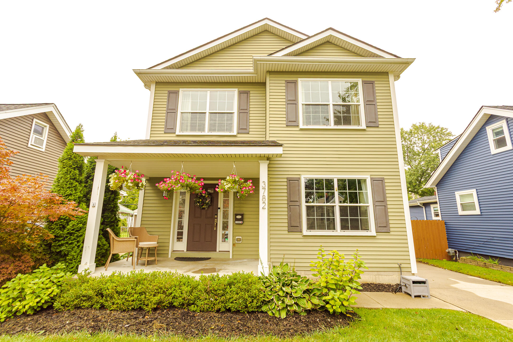 3782 Oakshire Avenue Property Photo 1