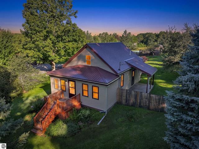 14398 15 Mile Road Property Photo 1