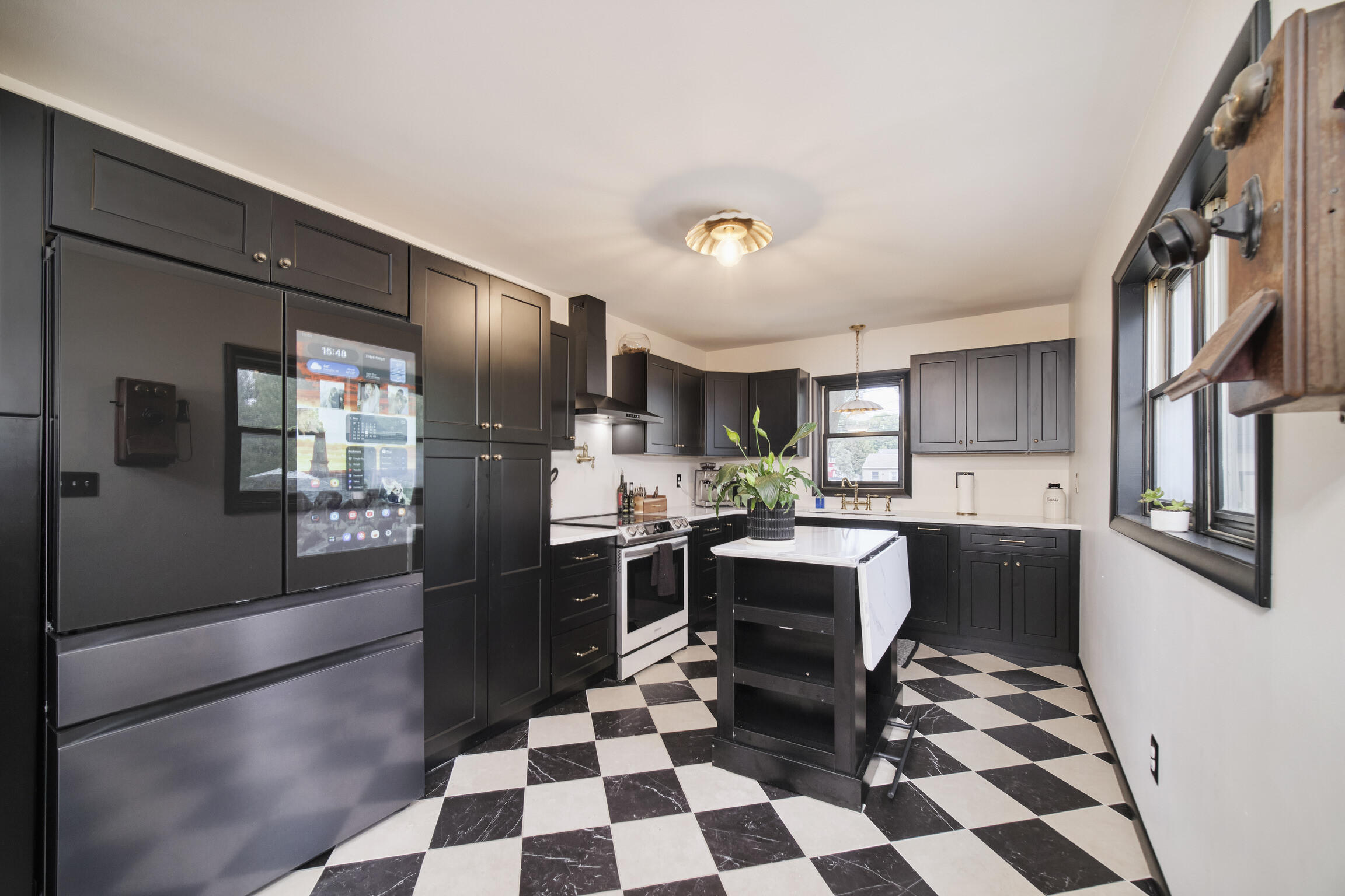 809 Brother Street Property Photo 15