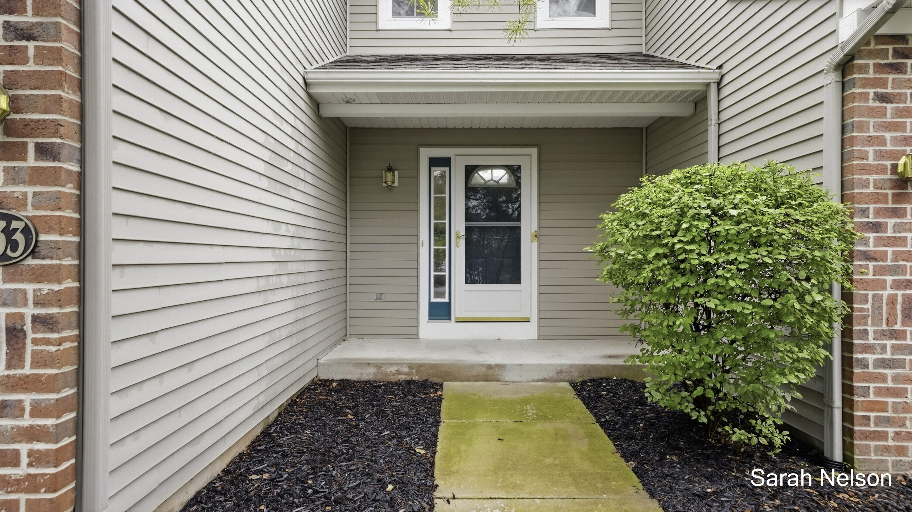 5933 E Lyn Haven Drive Se Property Photo 4