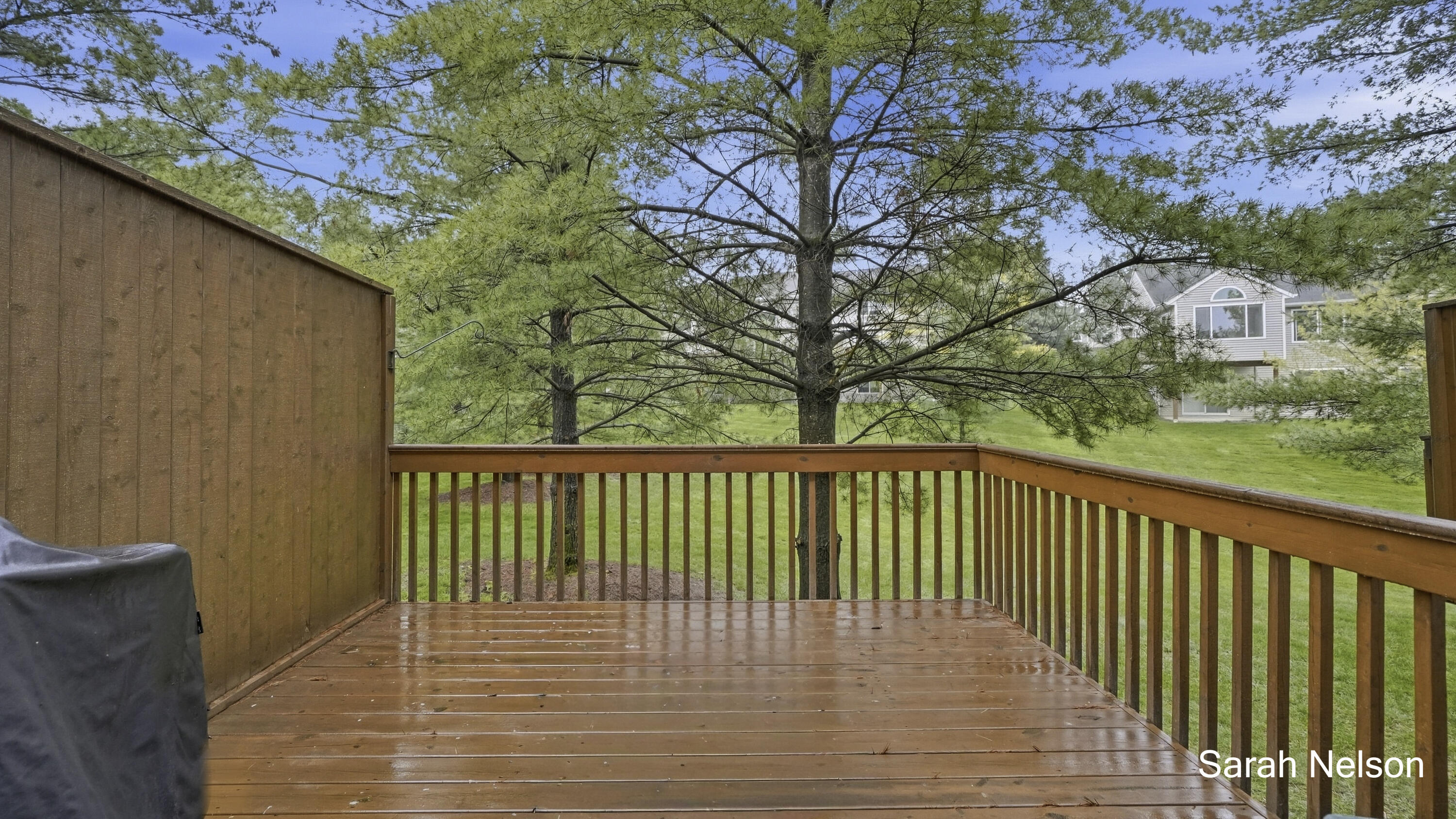 5933 E Lyn Haven Drive Se Property Photo 15