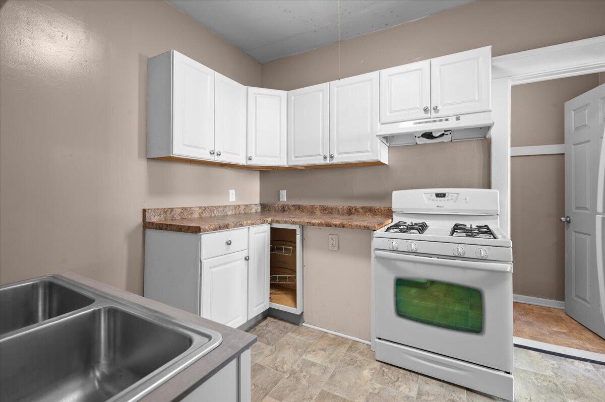 1818 Francis Avenue Se Property Photo 15