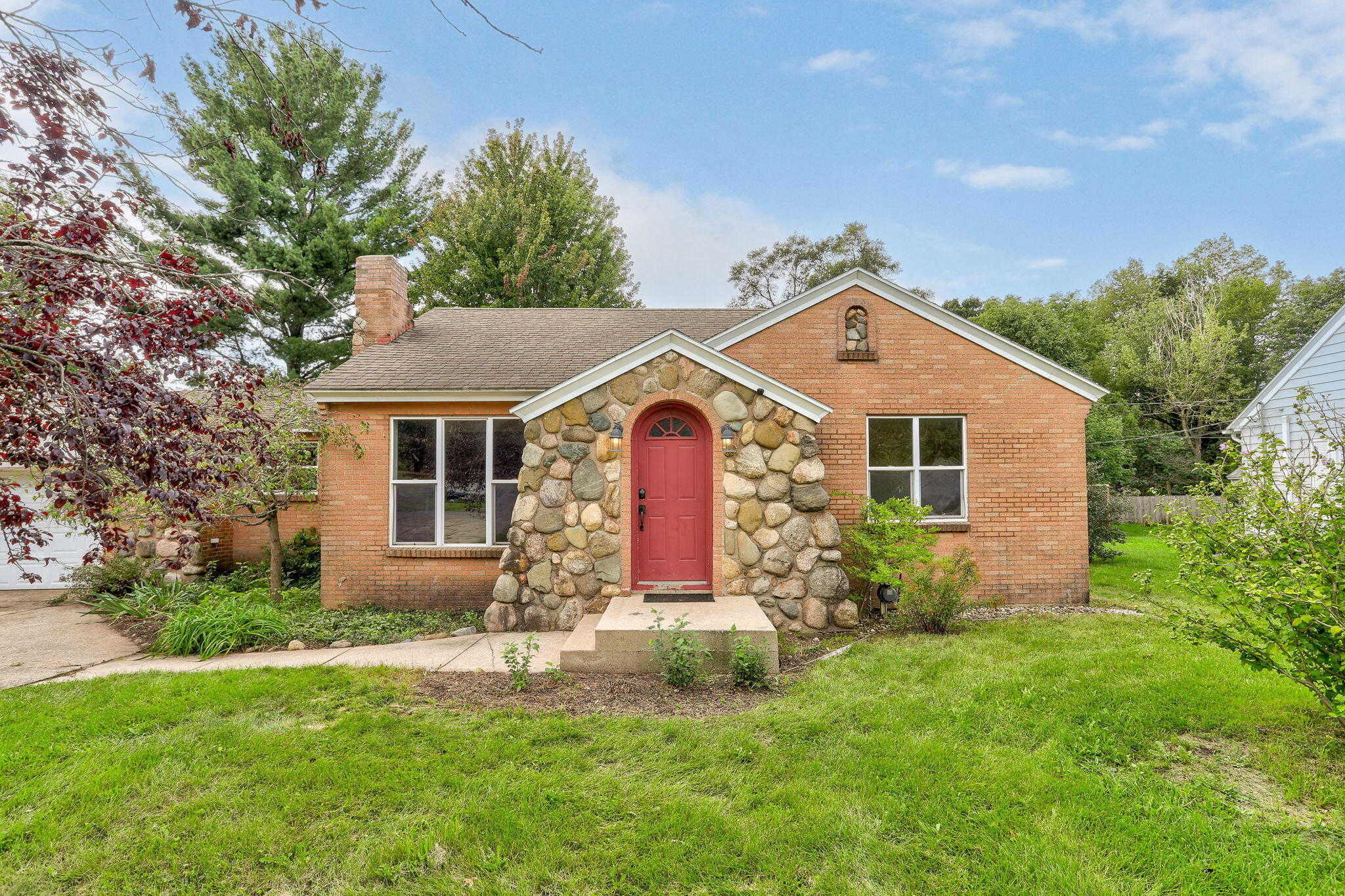 798 Myrtle Avenue Property Photo 1