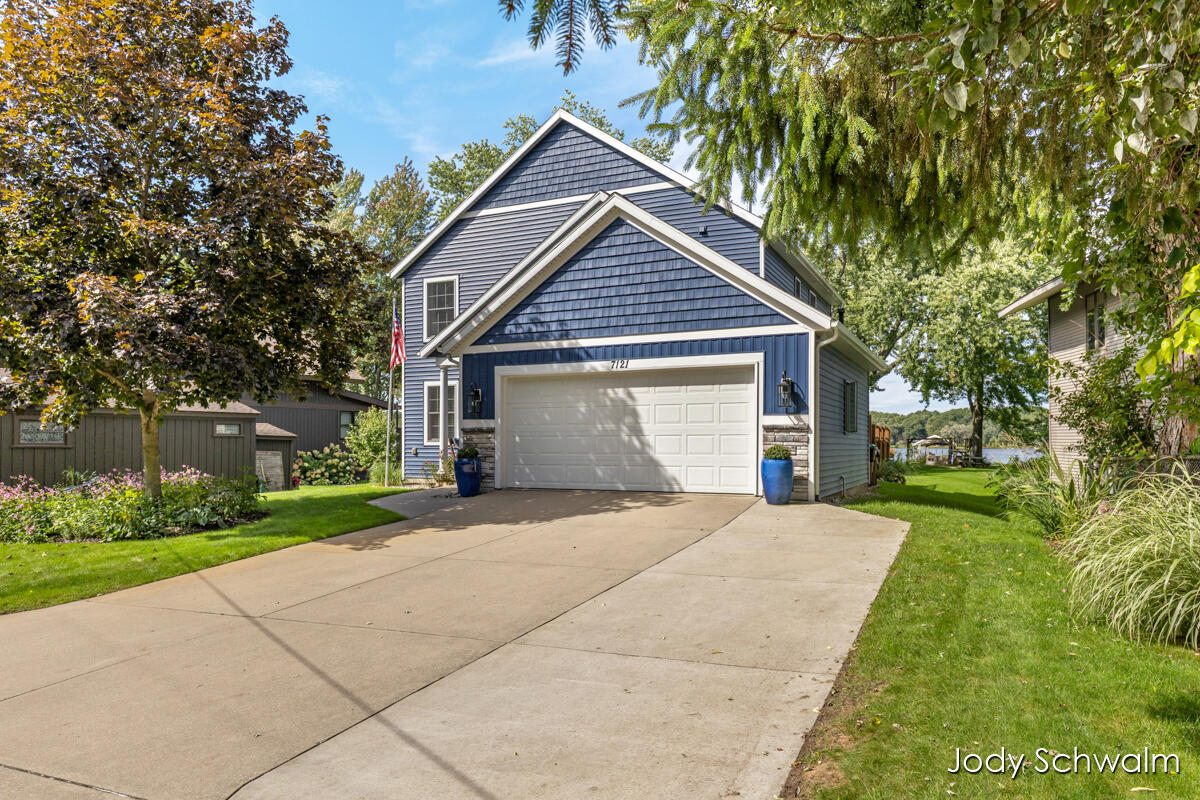 7121 Hass Drive Ne Property Photo 13