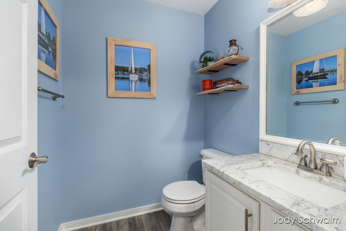 7121 Hass Drive Ne Property Photo 28