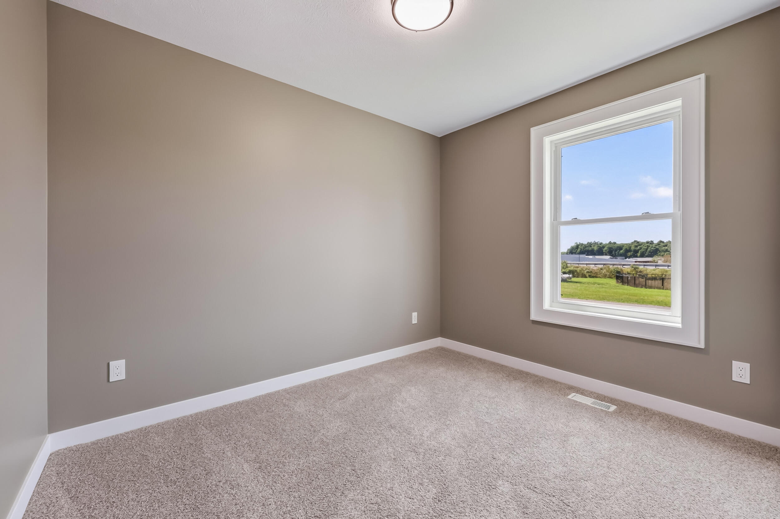 277 Aspen Hill Drive Property Photo 13
