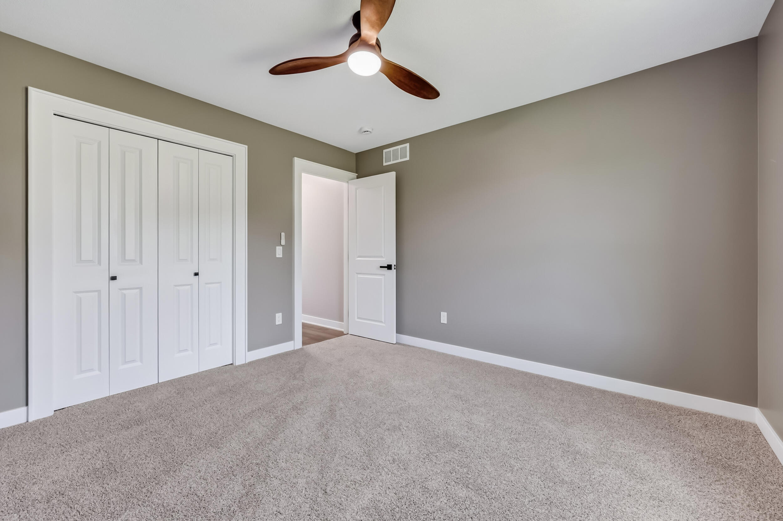 277 Aspen Hill Drive Property Photo 17
