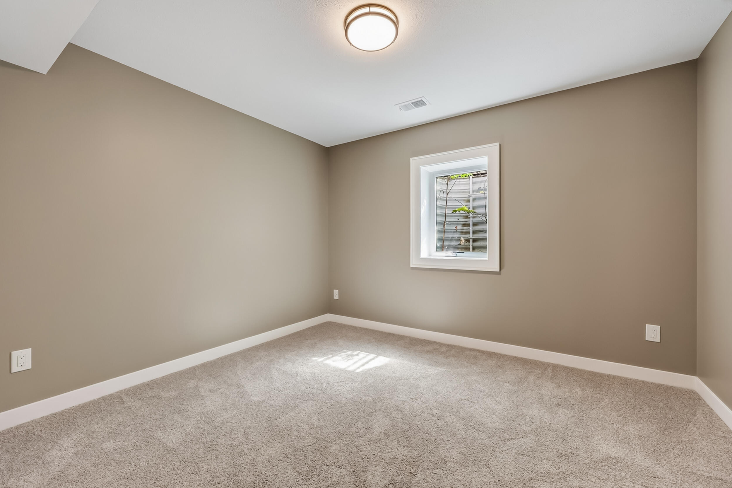 277 Aspen Hill Drive Property Photo 23