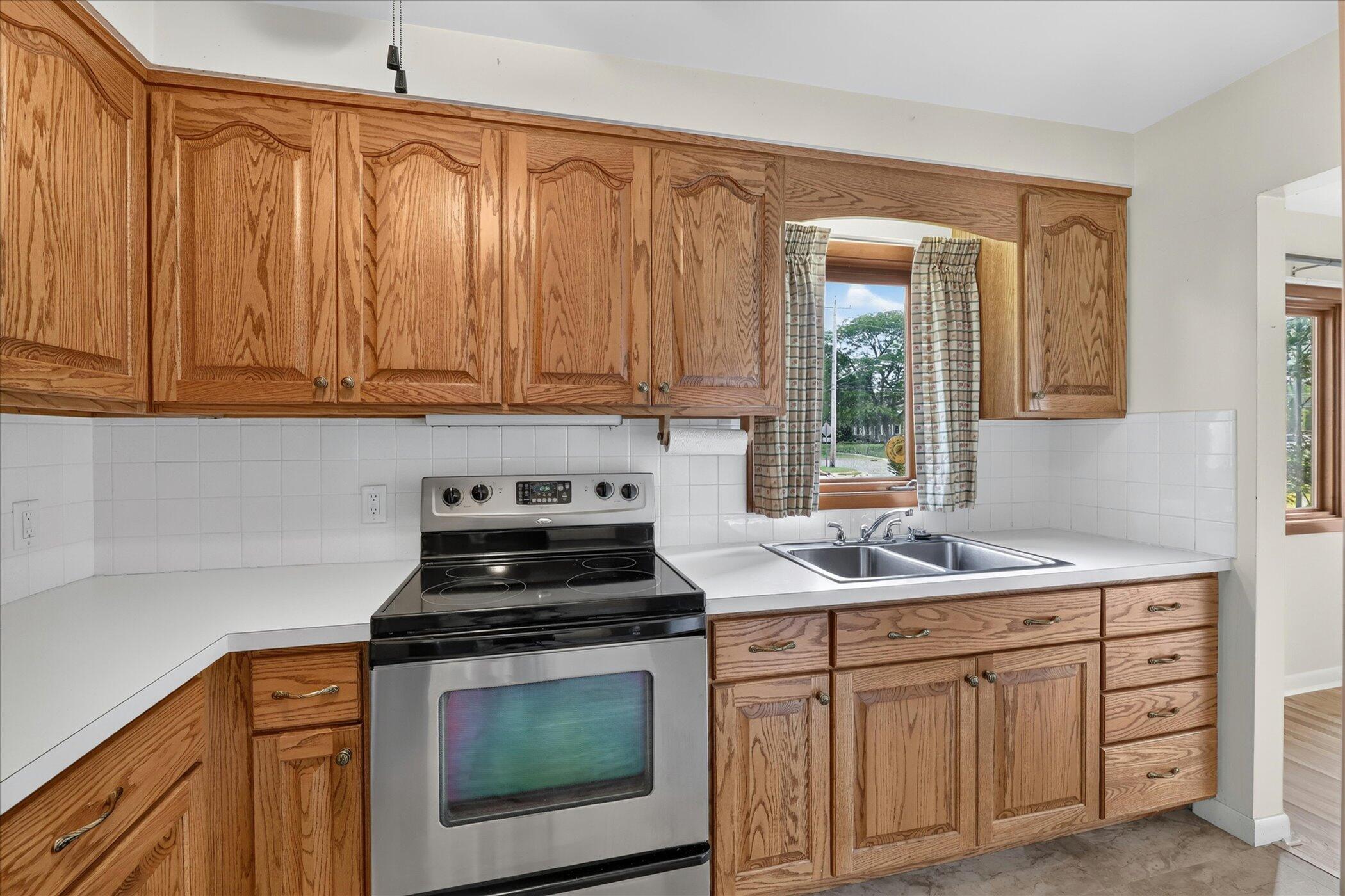 1920 Langley Ave Avenue Property Photo 12