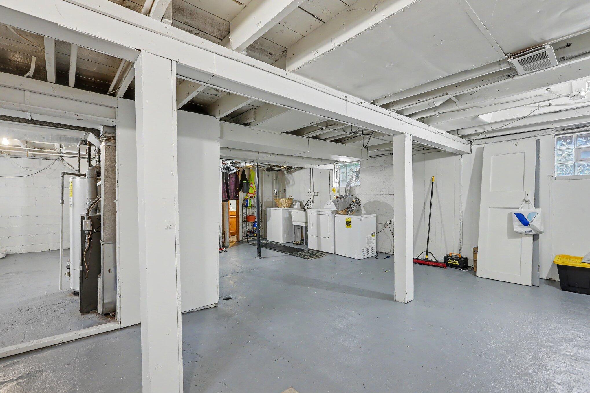 1764 Euclid Street Property Photo 16