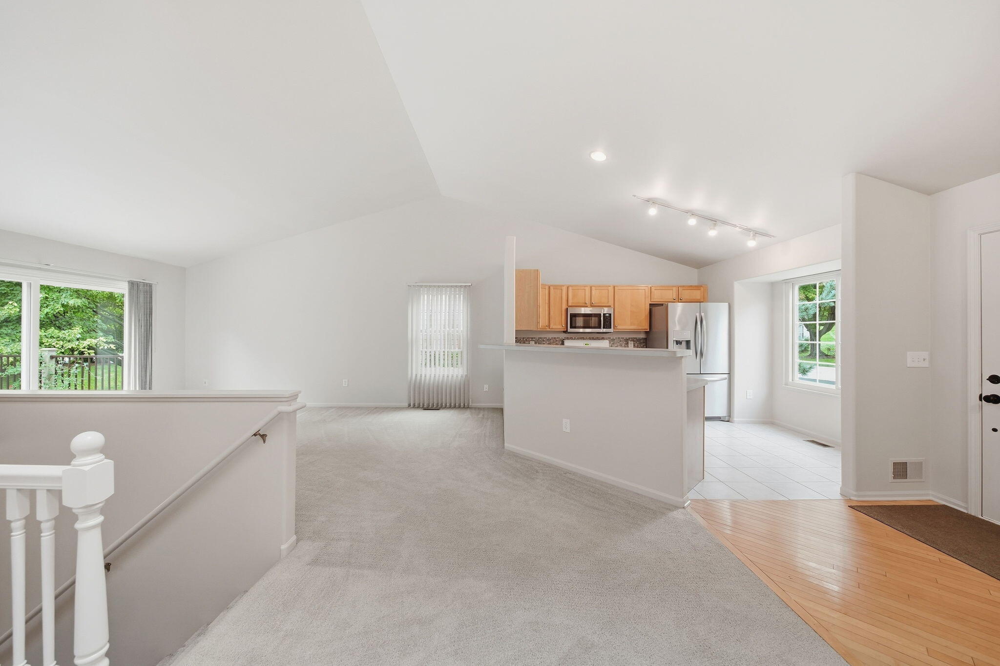 4029 Boulder Pond Drive Property Photo 8