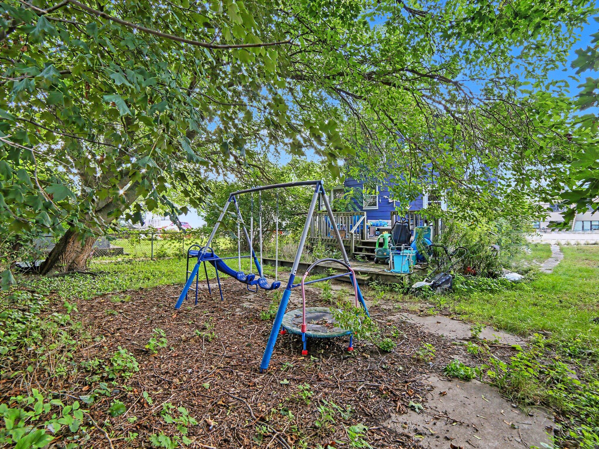248 6th Avenue Property Photo 25