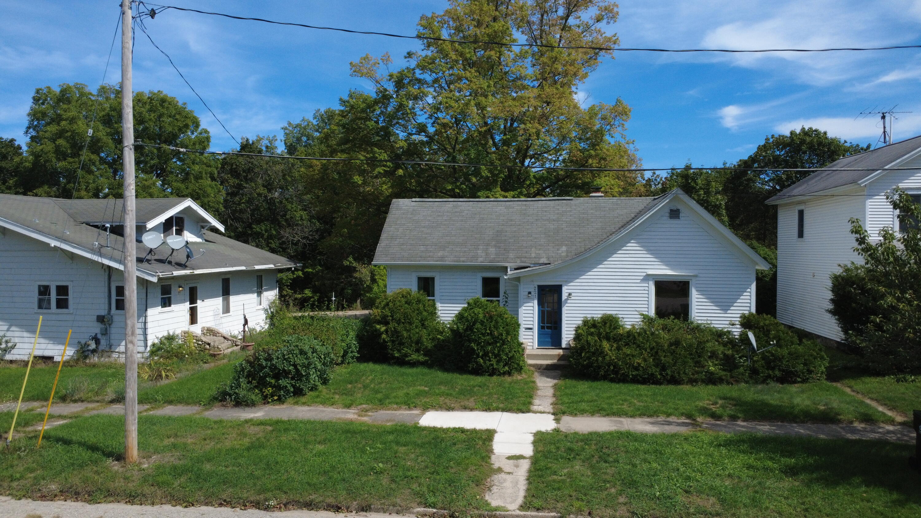 221 Winter Avenue Property Photo 1
