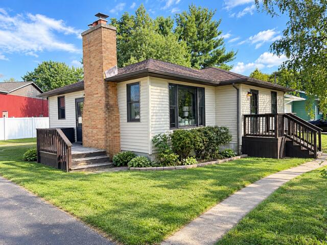 328 Doris Street NW Property Photo 1