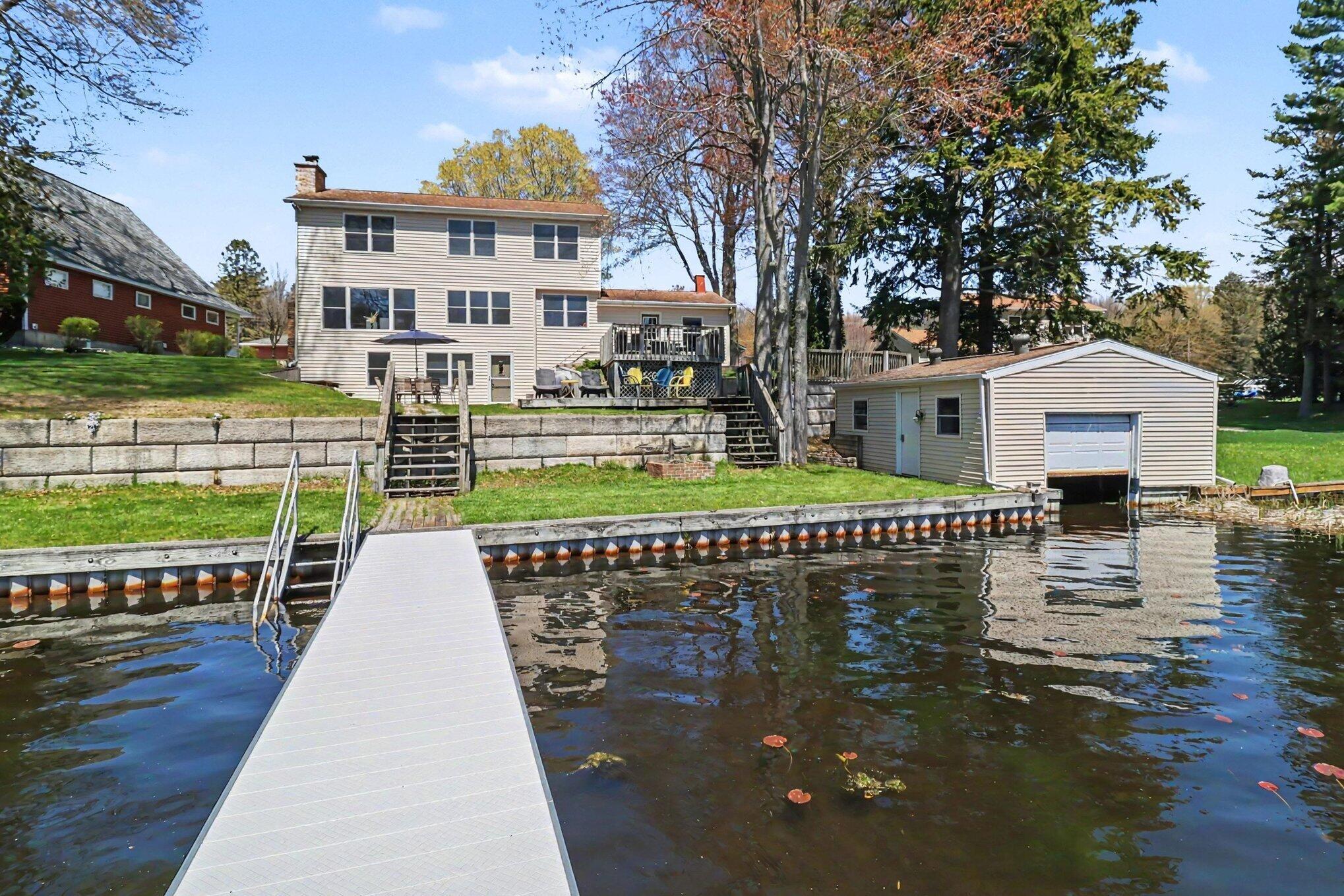 6875 W Illinois Street Property Photo 1