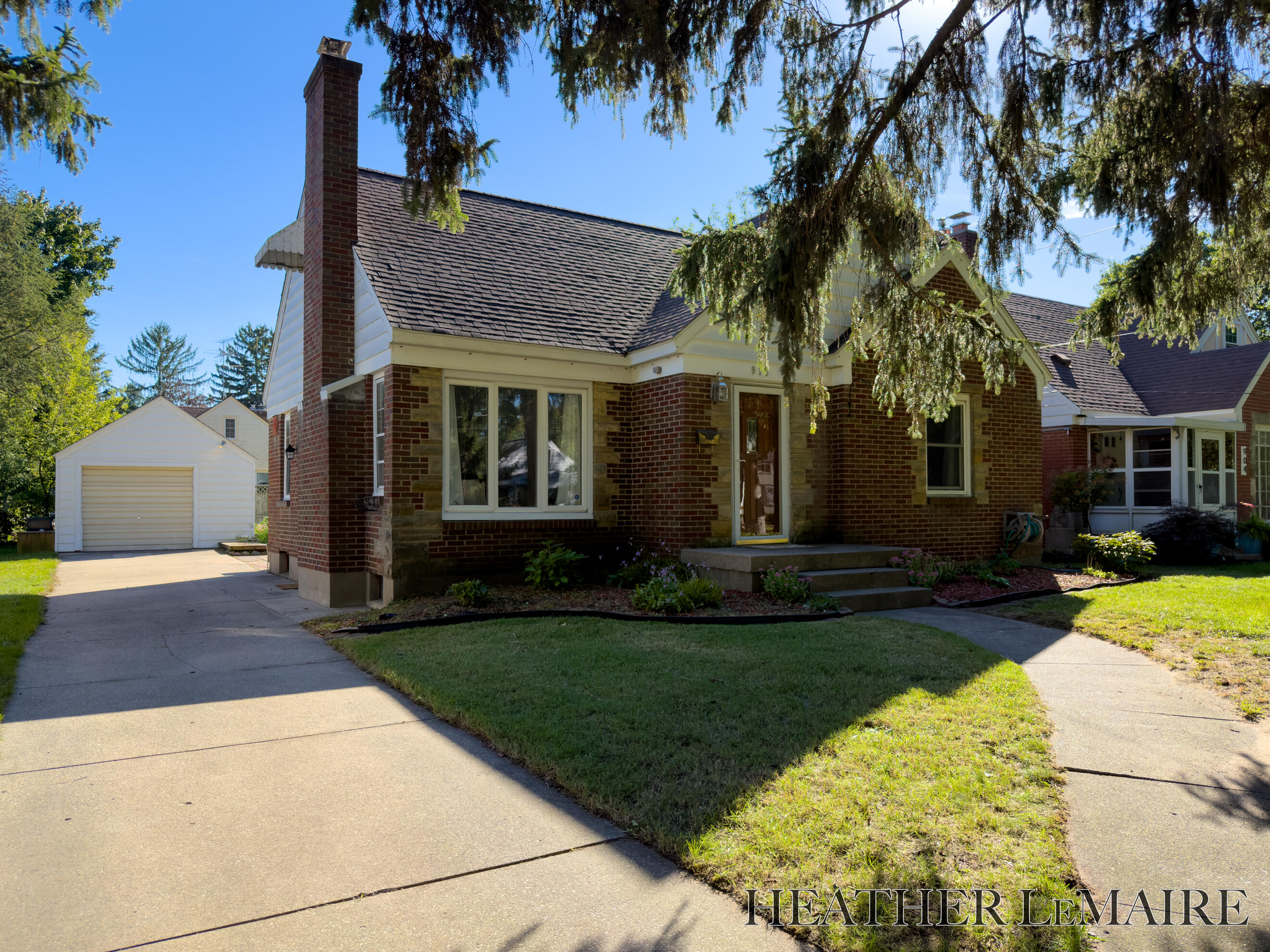 910 Nevada Street Se Property Photo 1