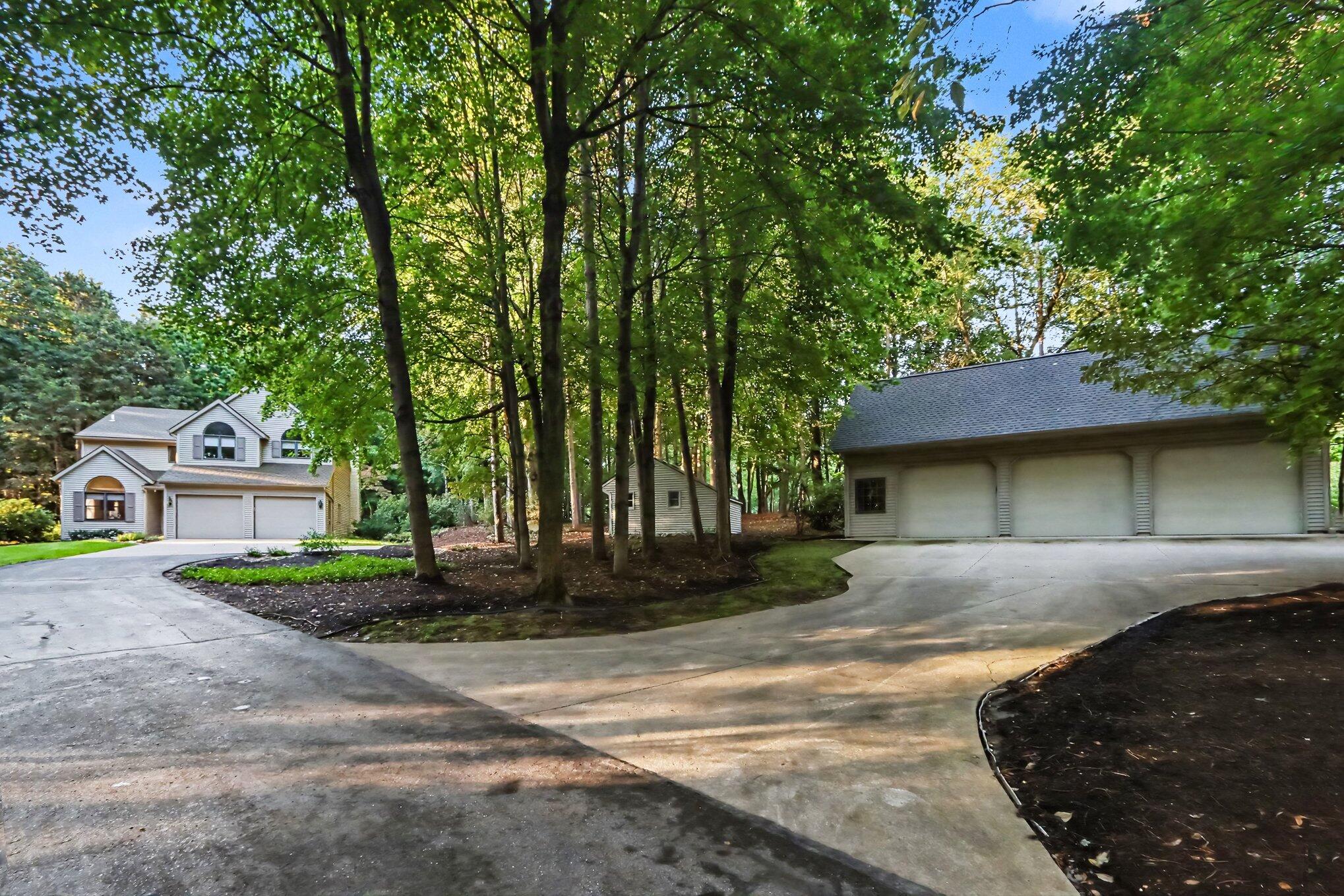 8419 W Op Avenue Property Photo 1
