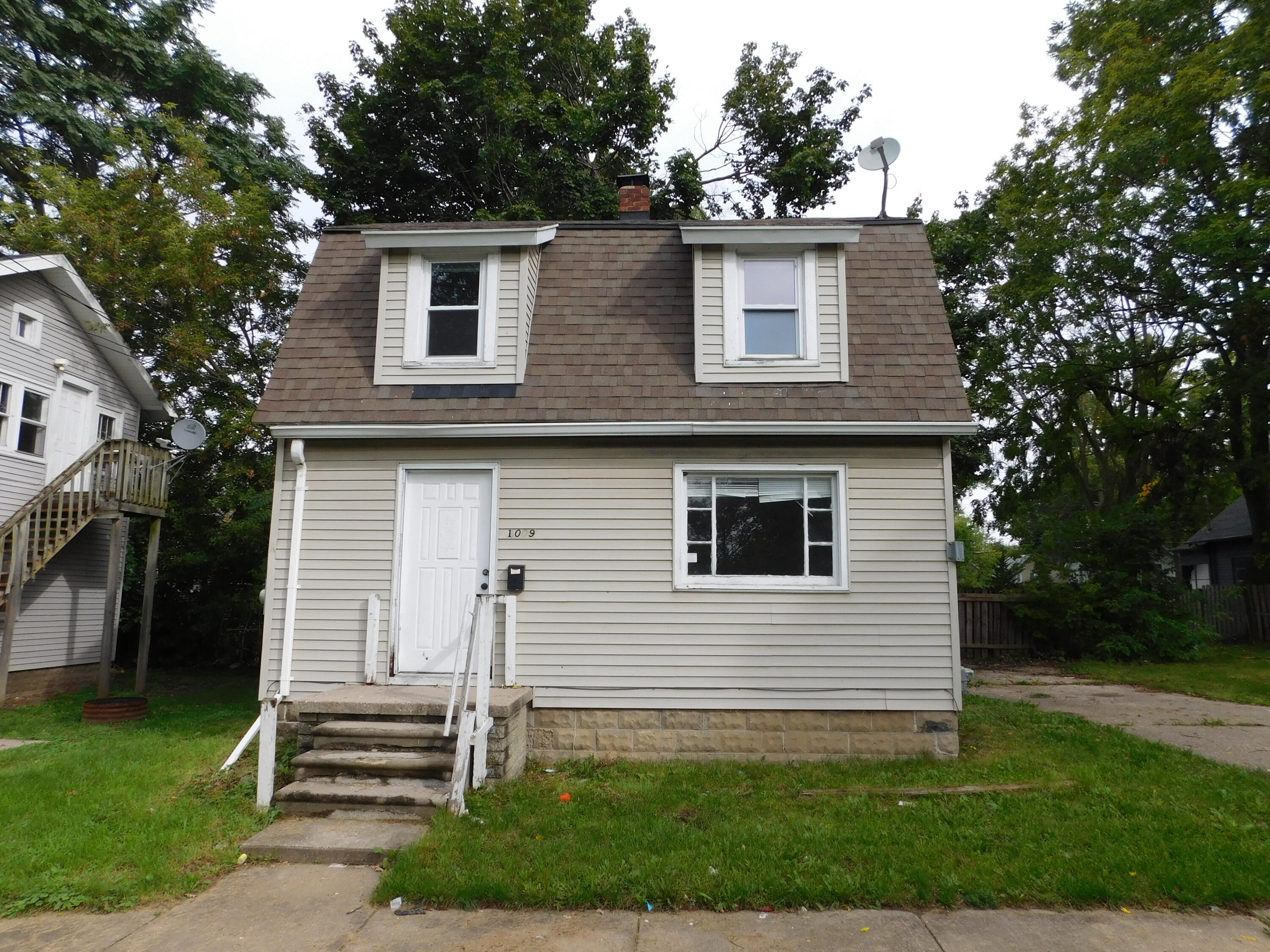 1009 Euclid Place Property Photo 1