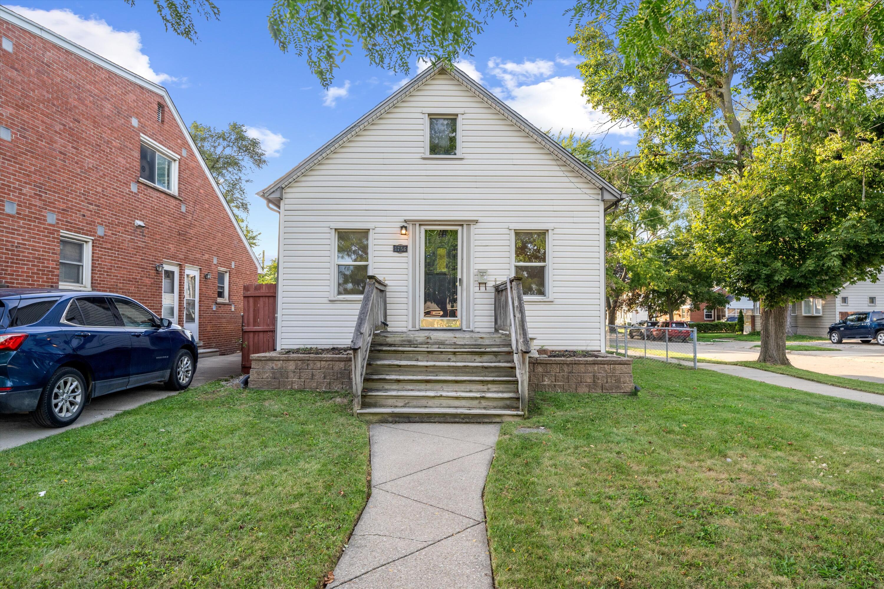 1756 Lafayette Boulevard Property Photo 2