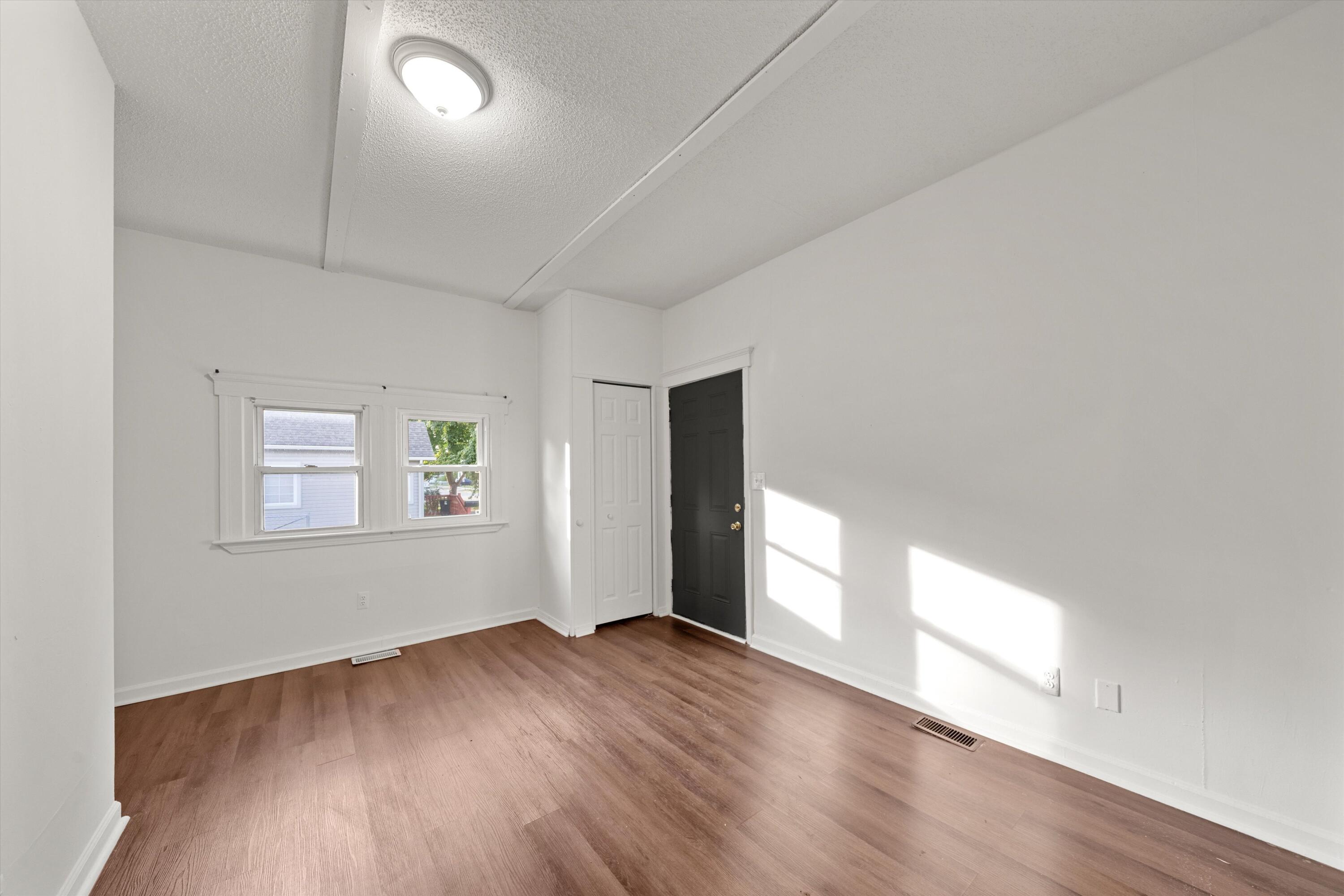 1756 Lafayette Boulevard Property Photo 14