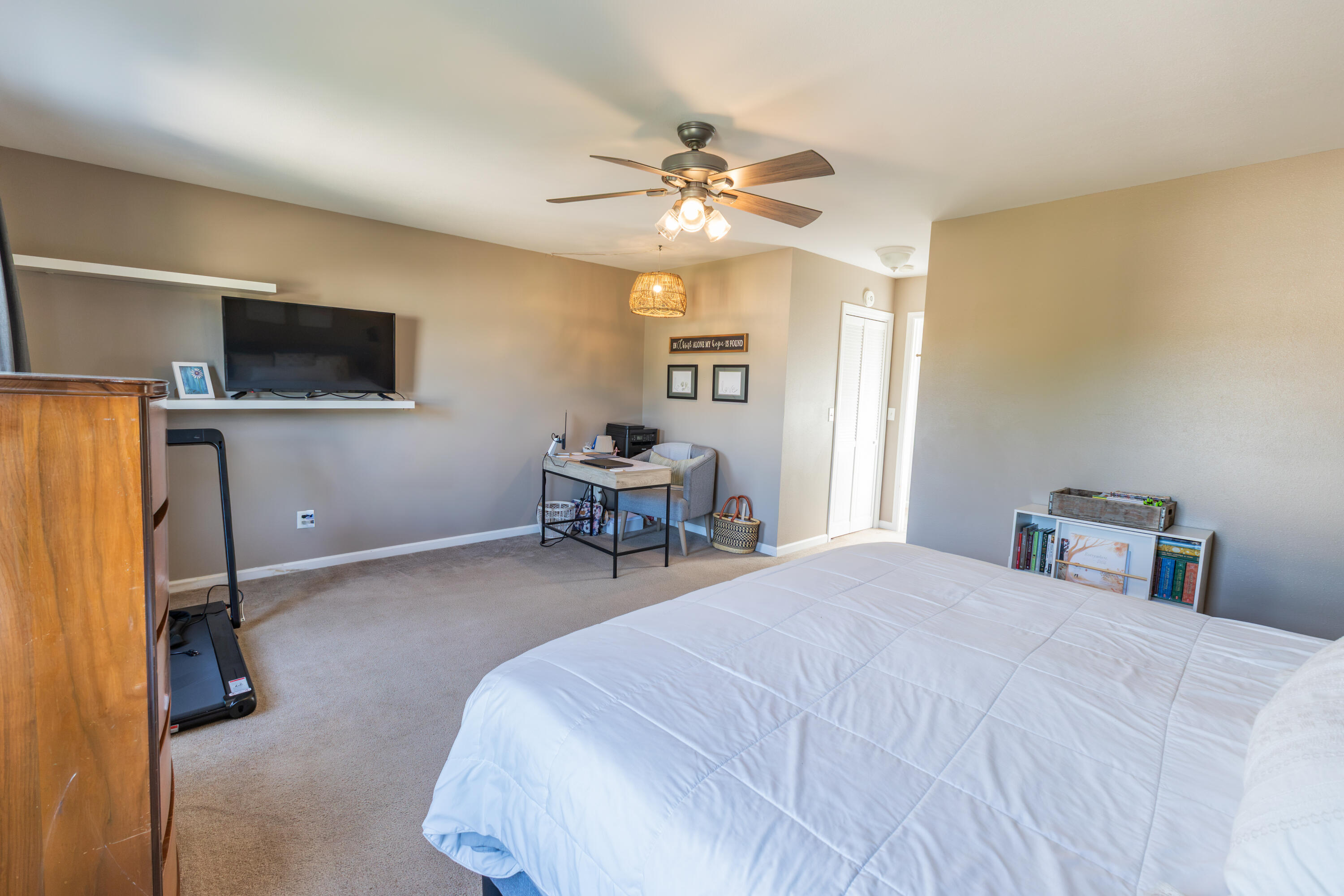 6860 Cypress Bay Drive Property Photo 16