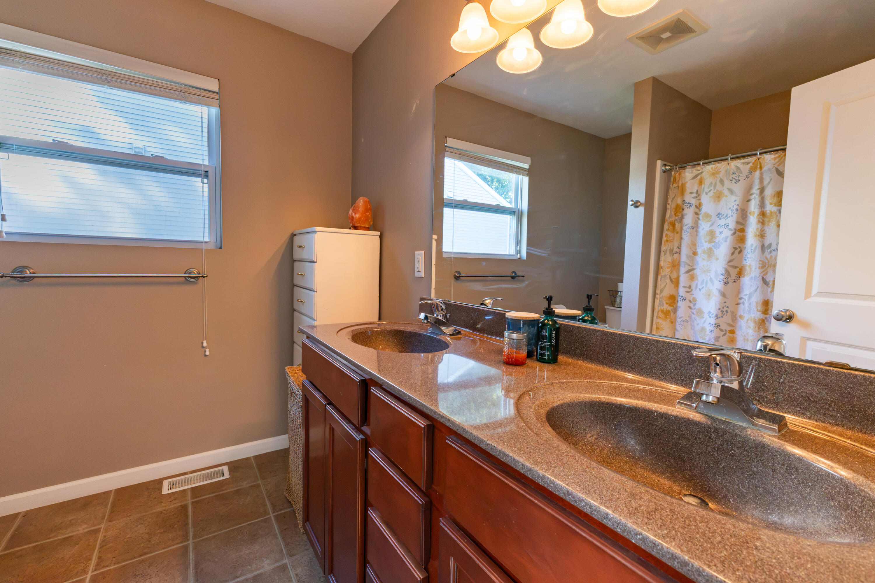 6860 Cypress Bay Drive Property Photo 17