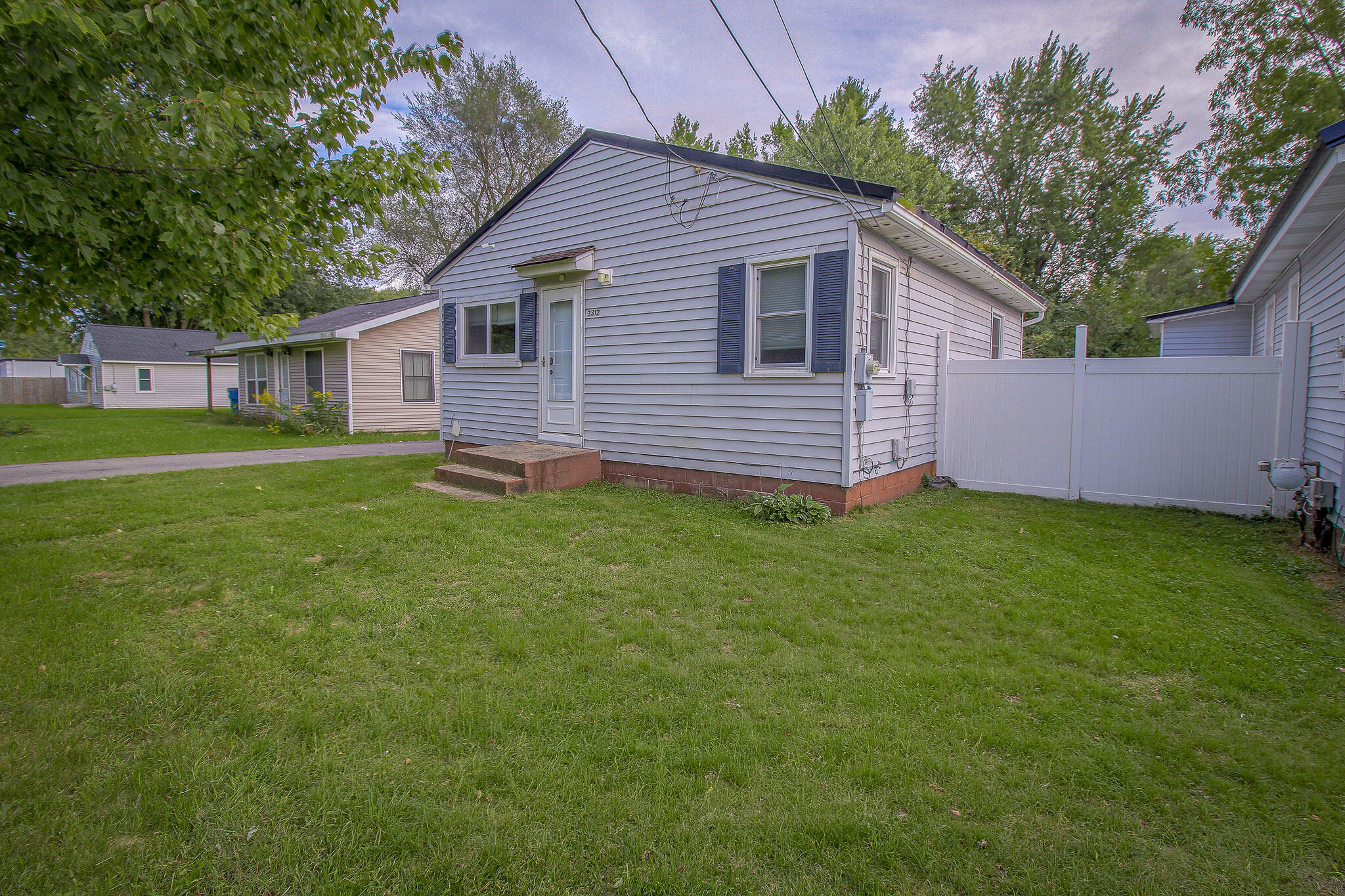 3312 Lake Street Property Photo 1