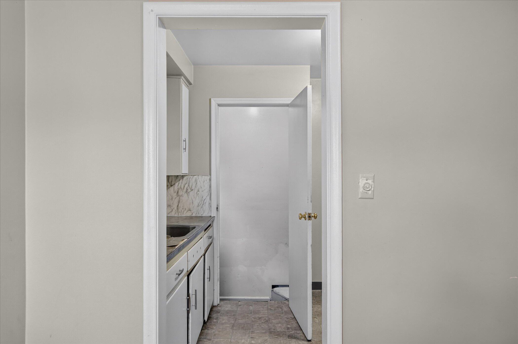 12885 Riverview Street Property Photo 12