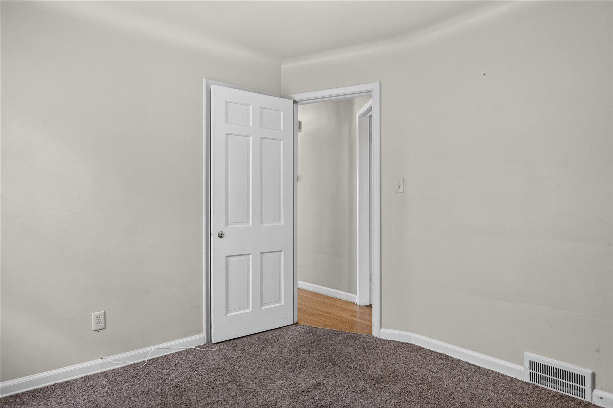 12885 Riverview Street Property Photo 17