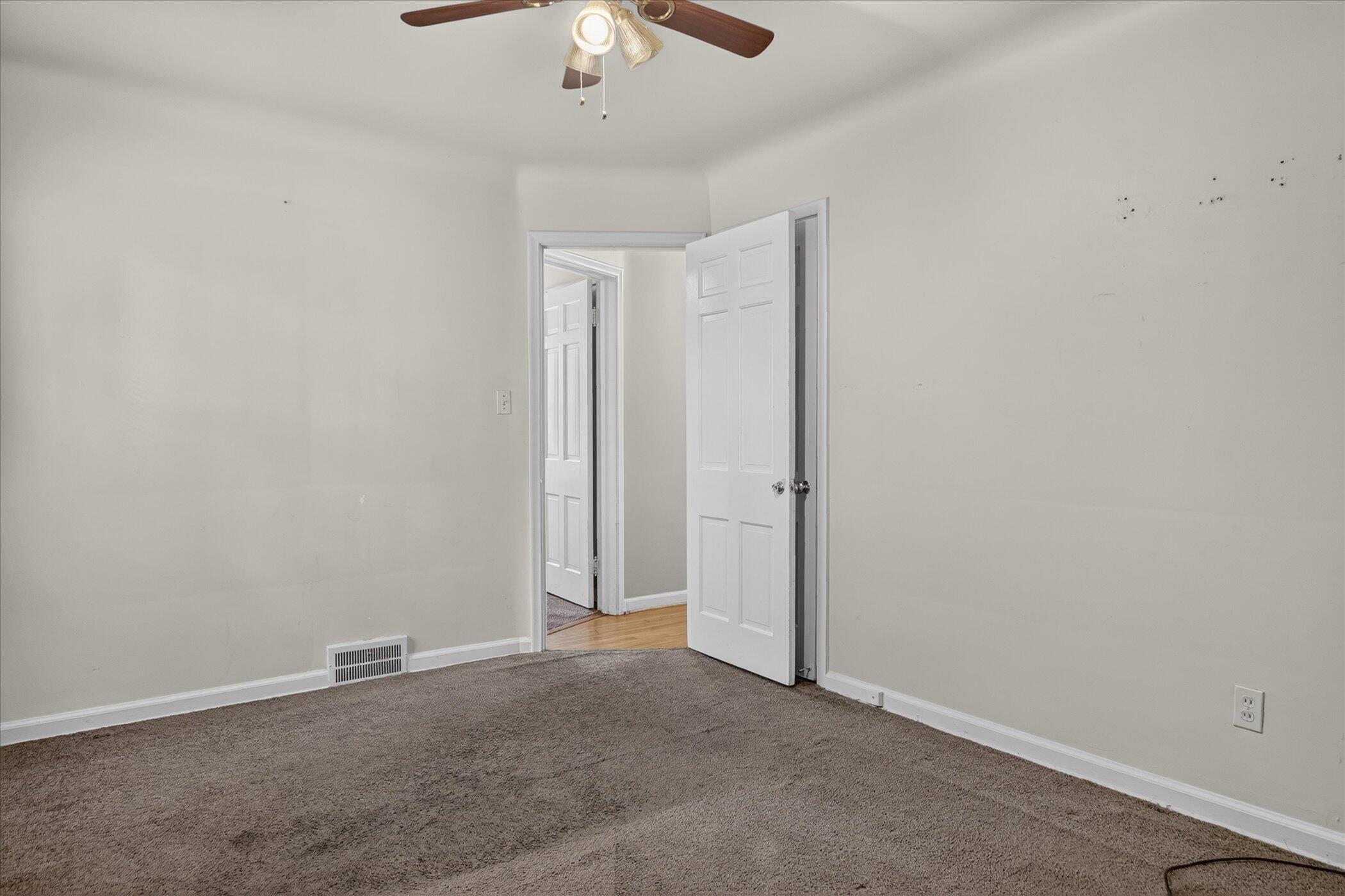12885 Riverview Street Property Photo 19