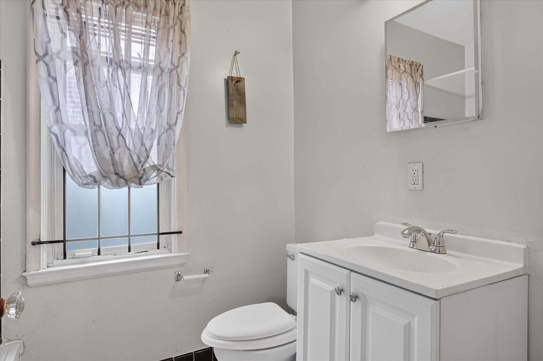 12885 Riverview Street Property Photo 23