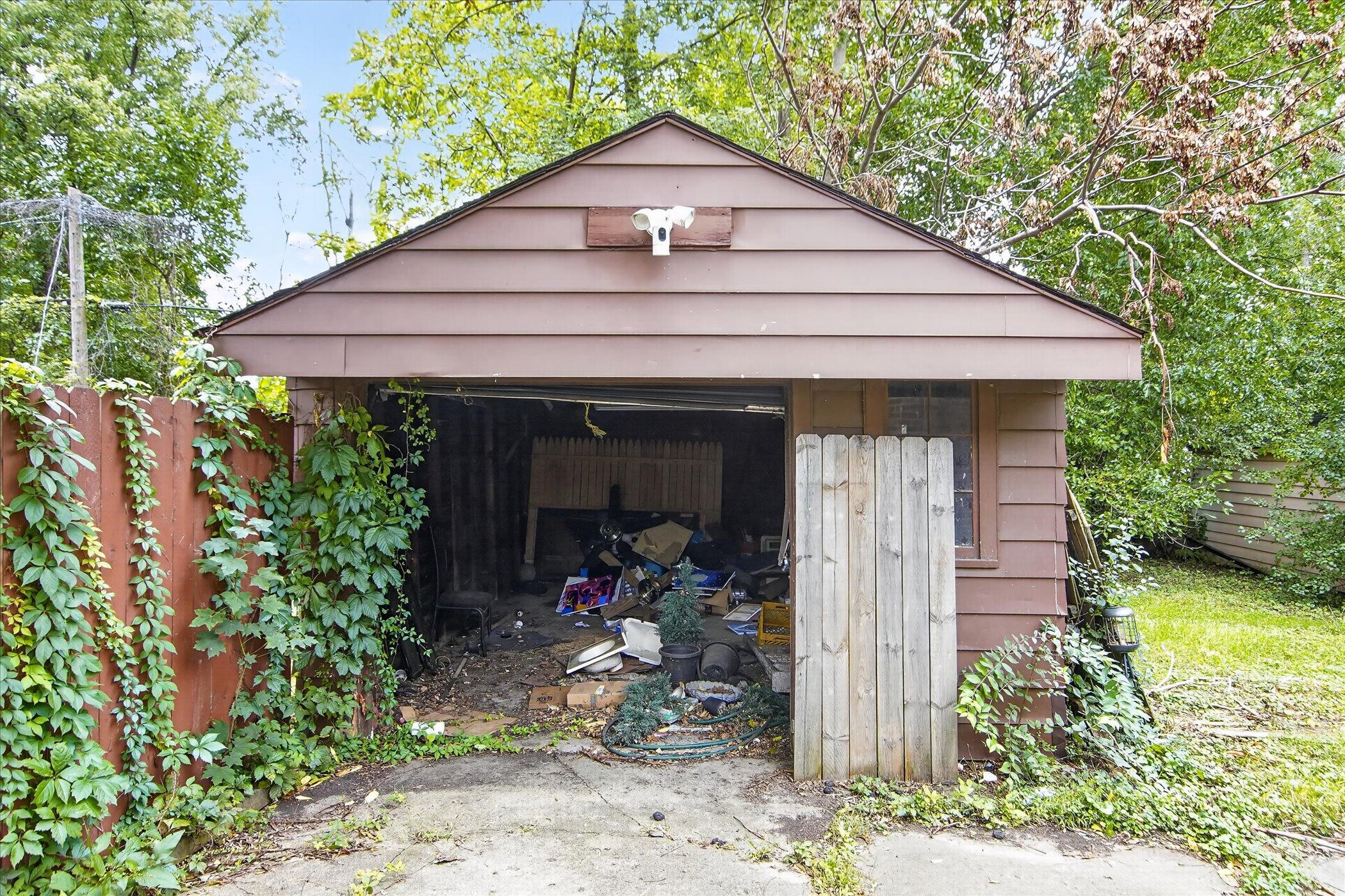 12885 Riverview Street Property Photo 31