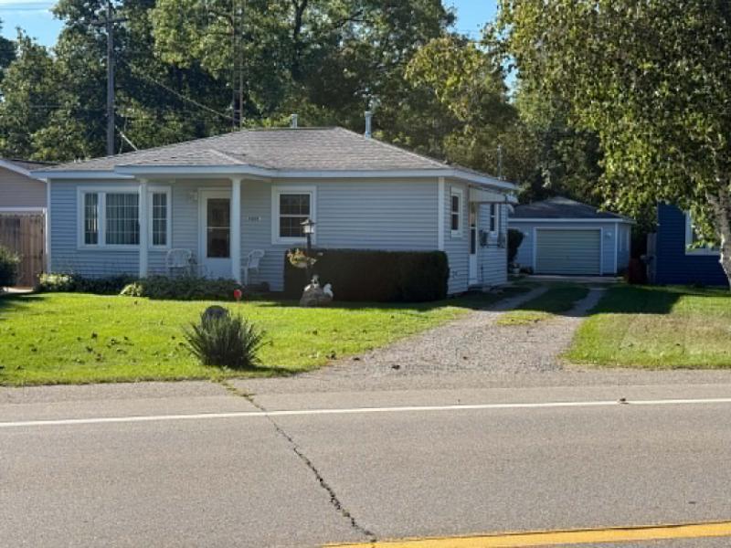 3405 Port Austin Road Property Photo 1