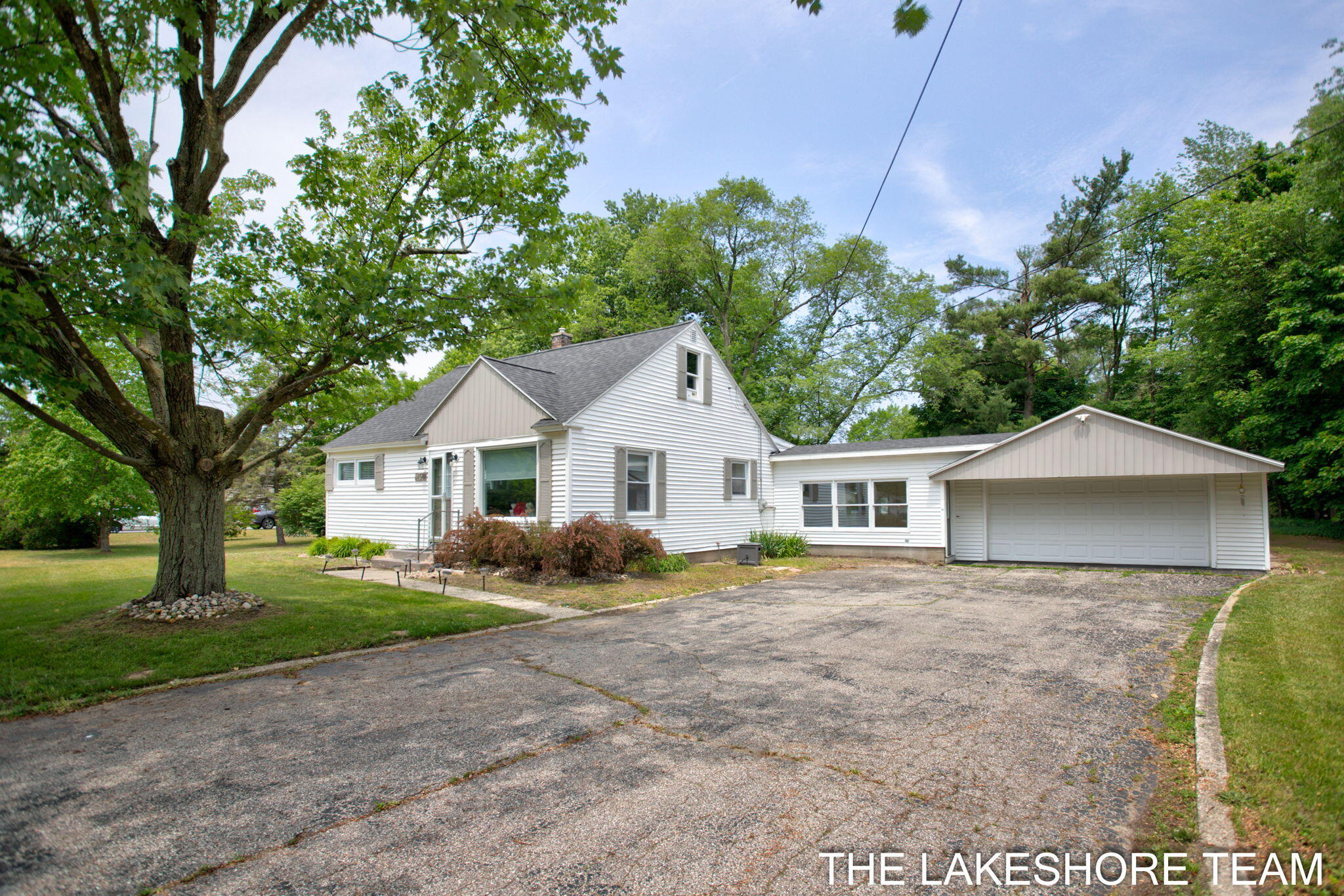 14581 Riley Street Property Photo 1