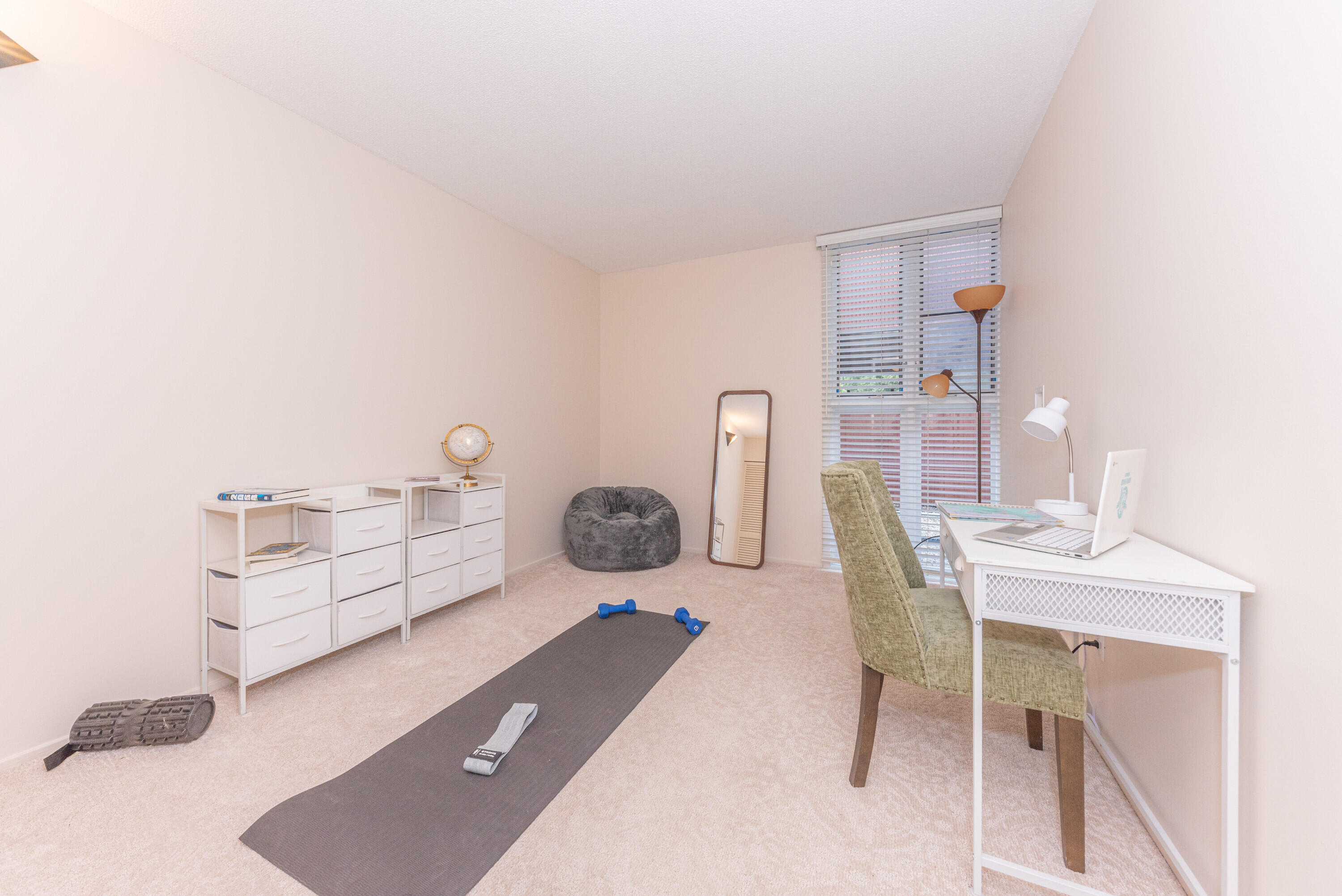 2407 Packard Road 43e Property Photo 10