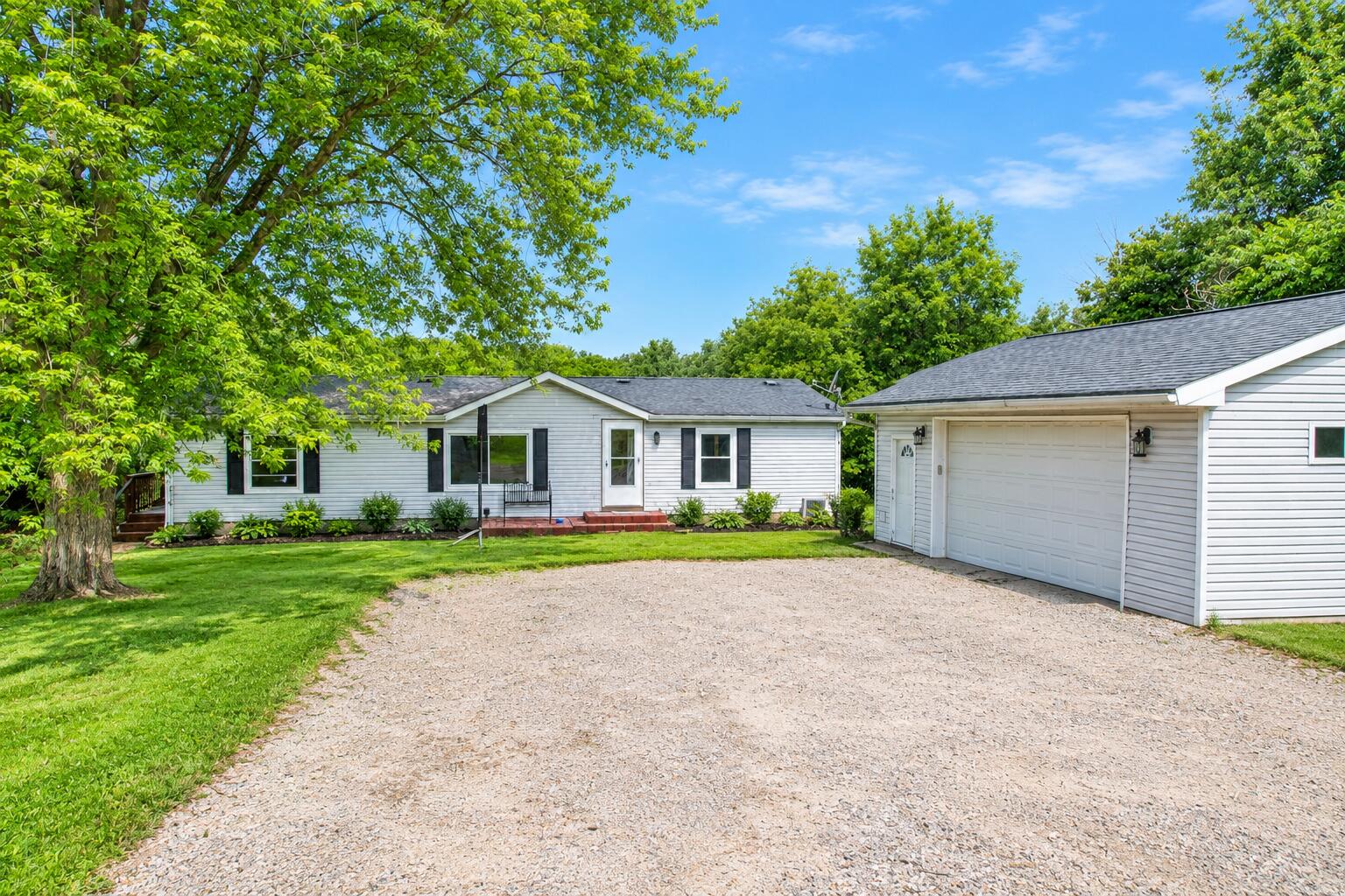 6100 Otis Lake Road Property Photo 1