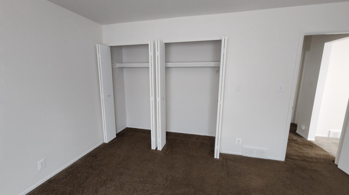 25341 Shiawassee Circle 201 Property Photo 11