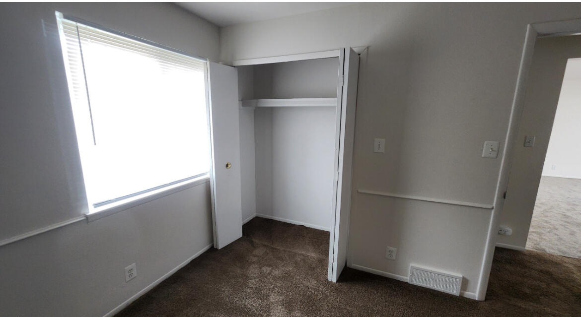 25341 Shiawassee Circle 201 Property Photo 13