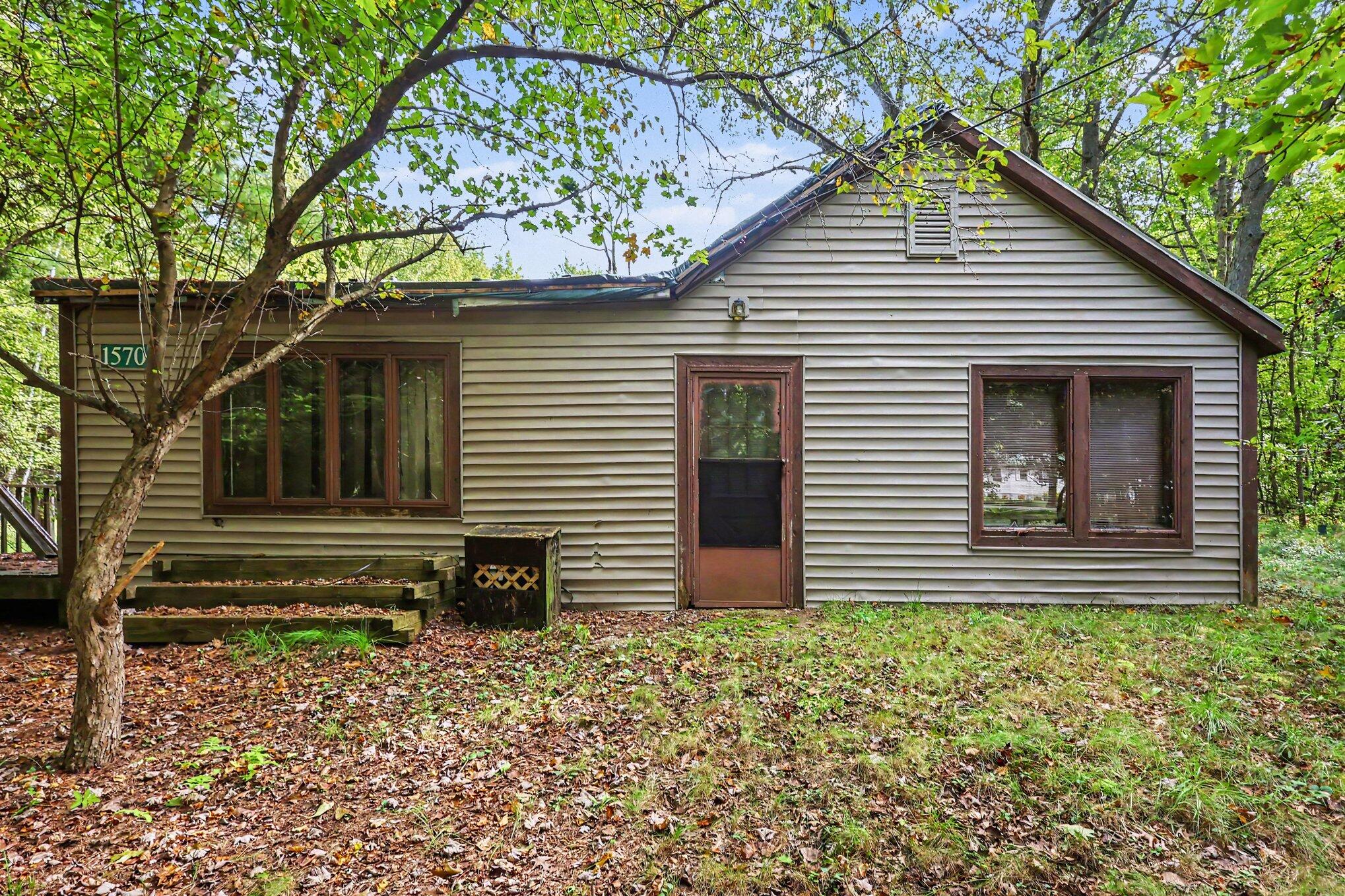 1570 N Peterson Road Property Photo 1