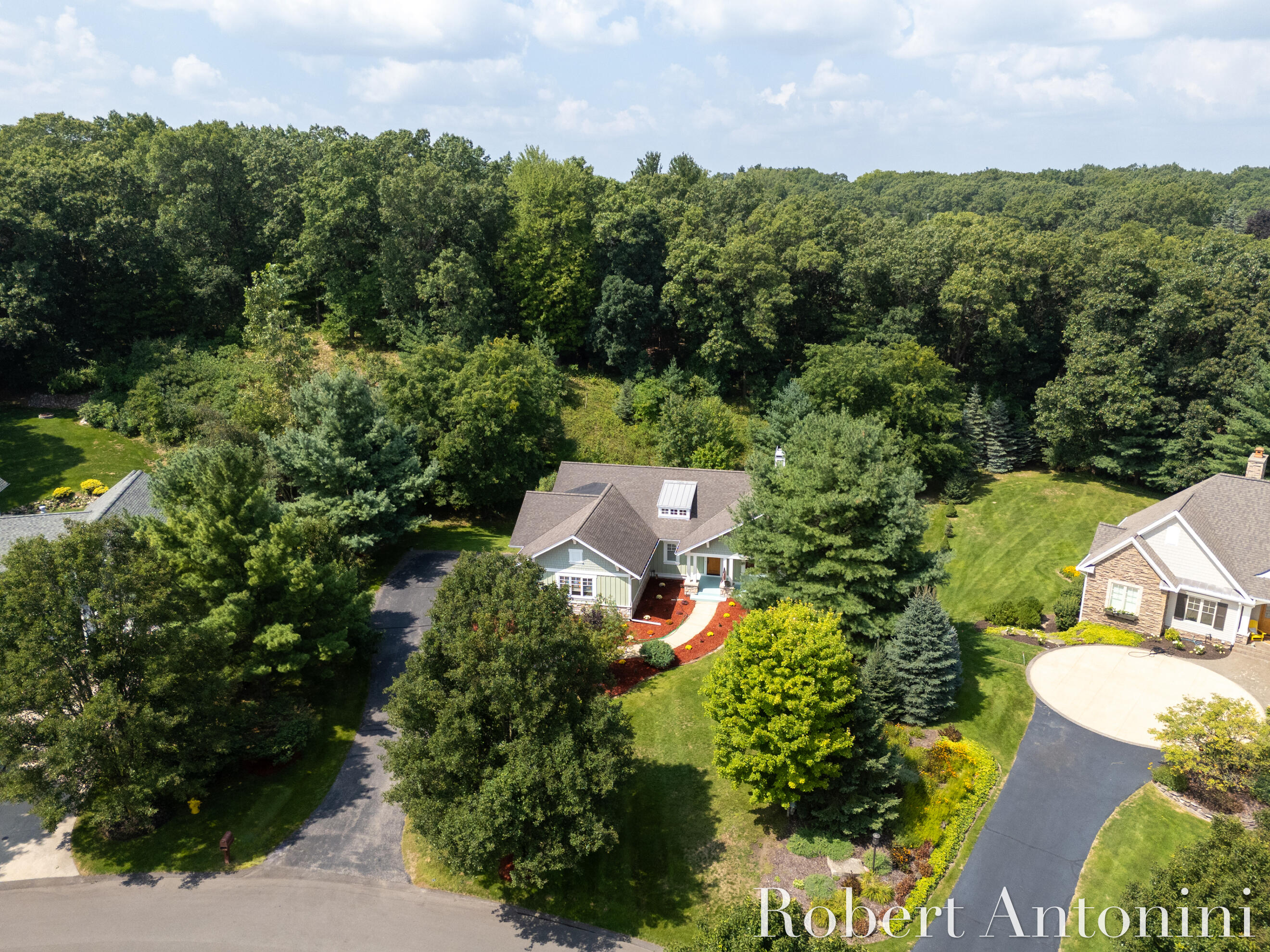 2025 Pine Nook Court Ne Property Photo 1