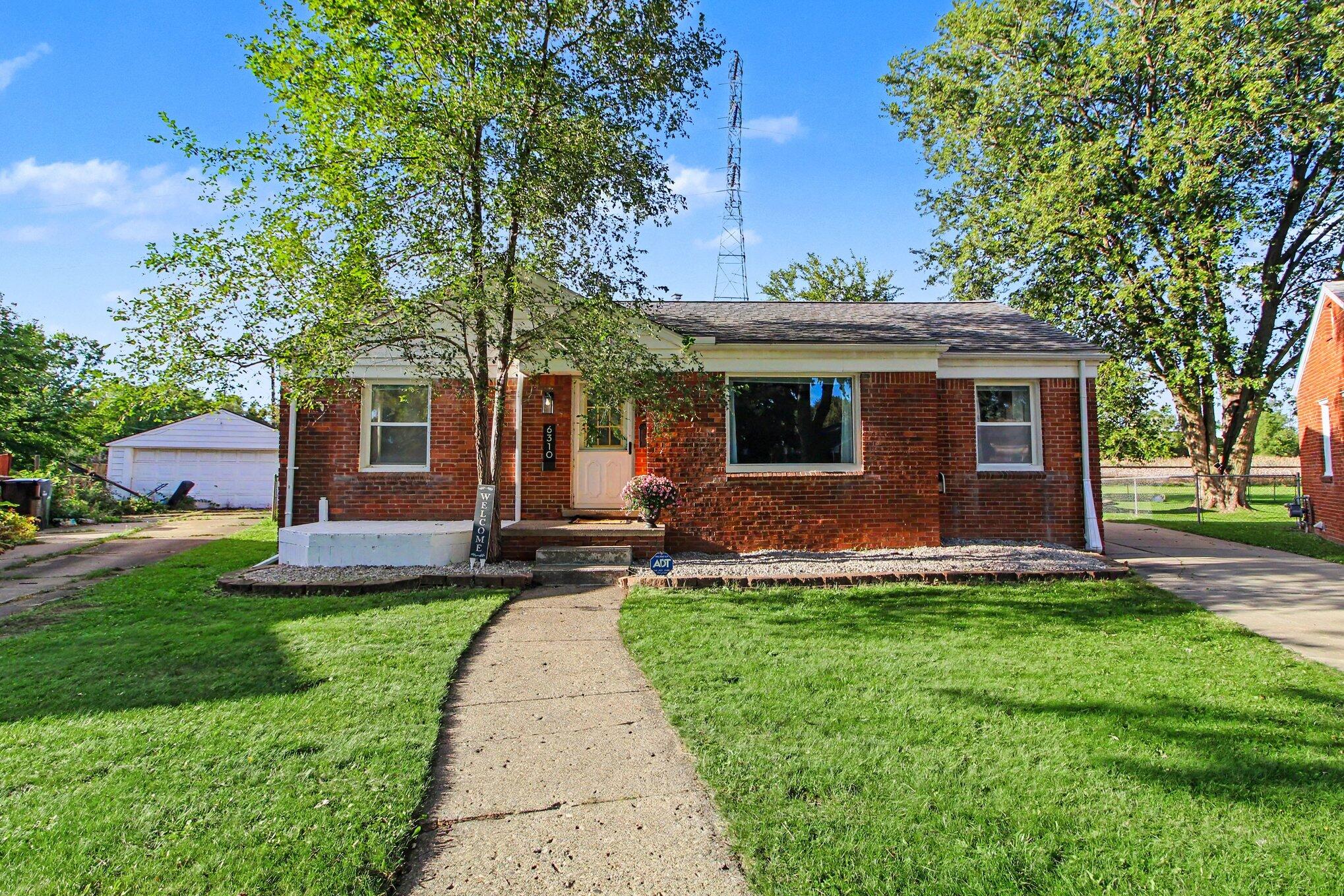 6310 Buckingham Avenue Property Photo 1