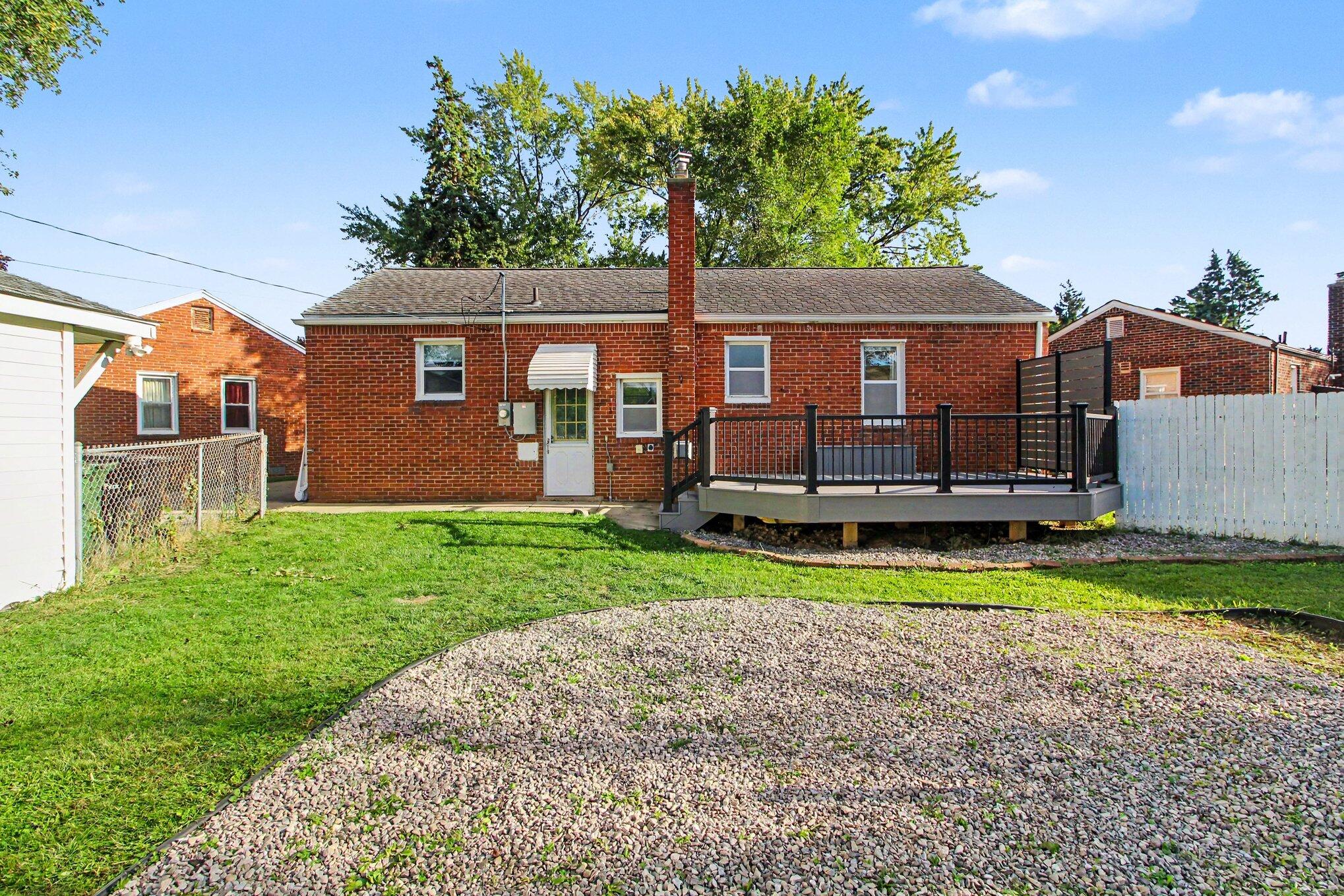 6310 Buckingham Avenue Property Photo 21