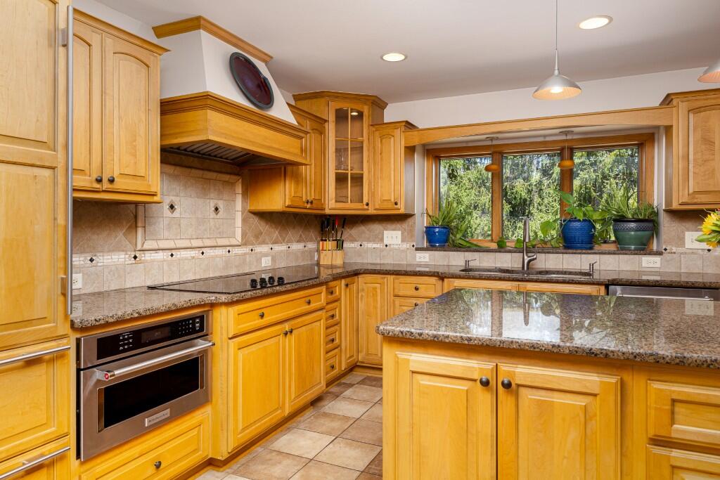 3447 River Pines Drive Property Photo 10